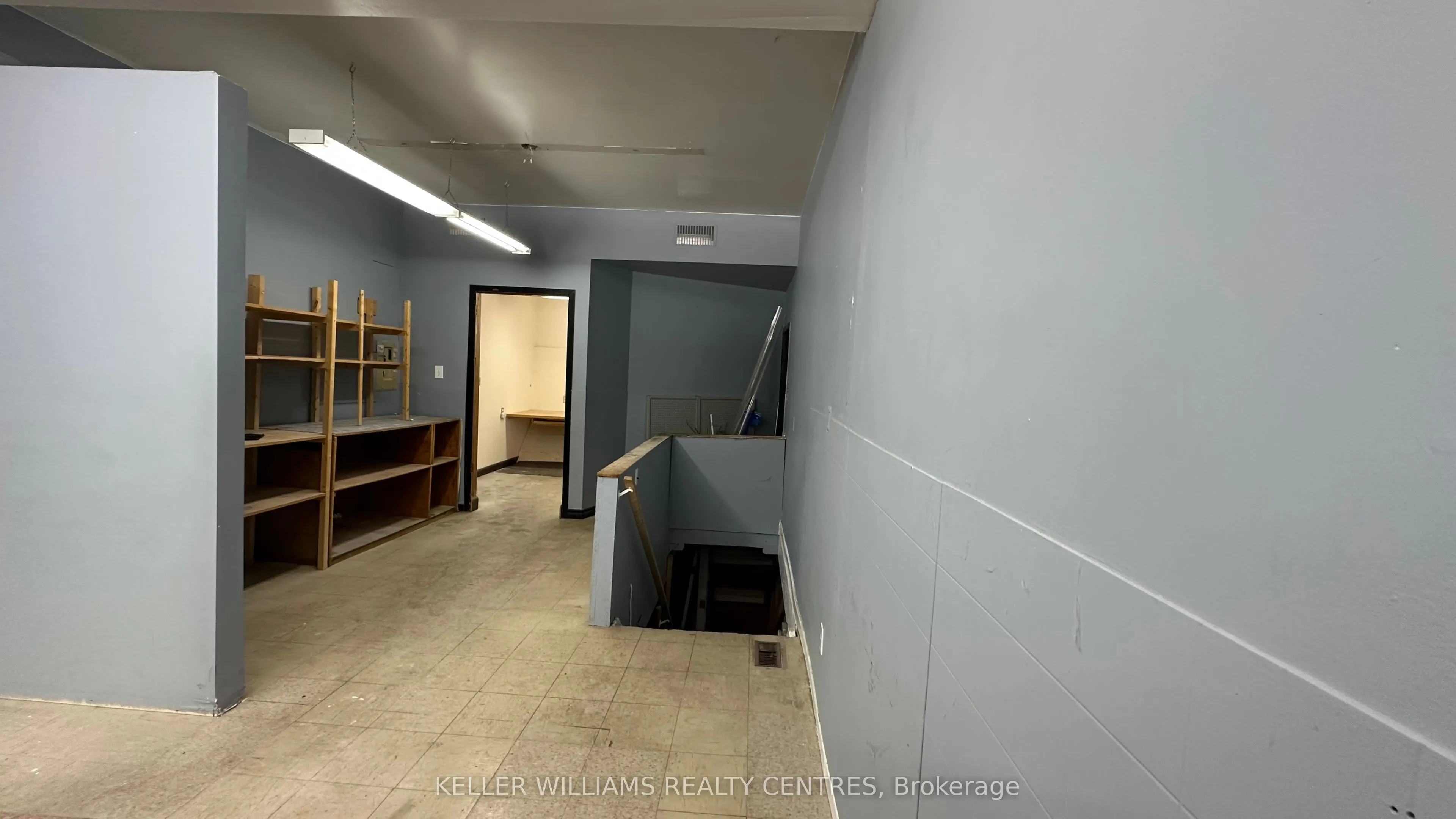 20 The Queensway S, #16