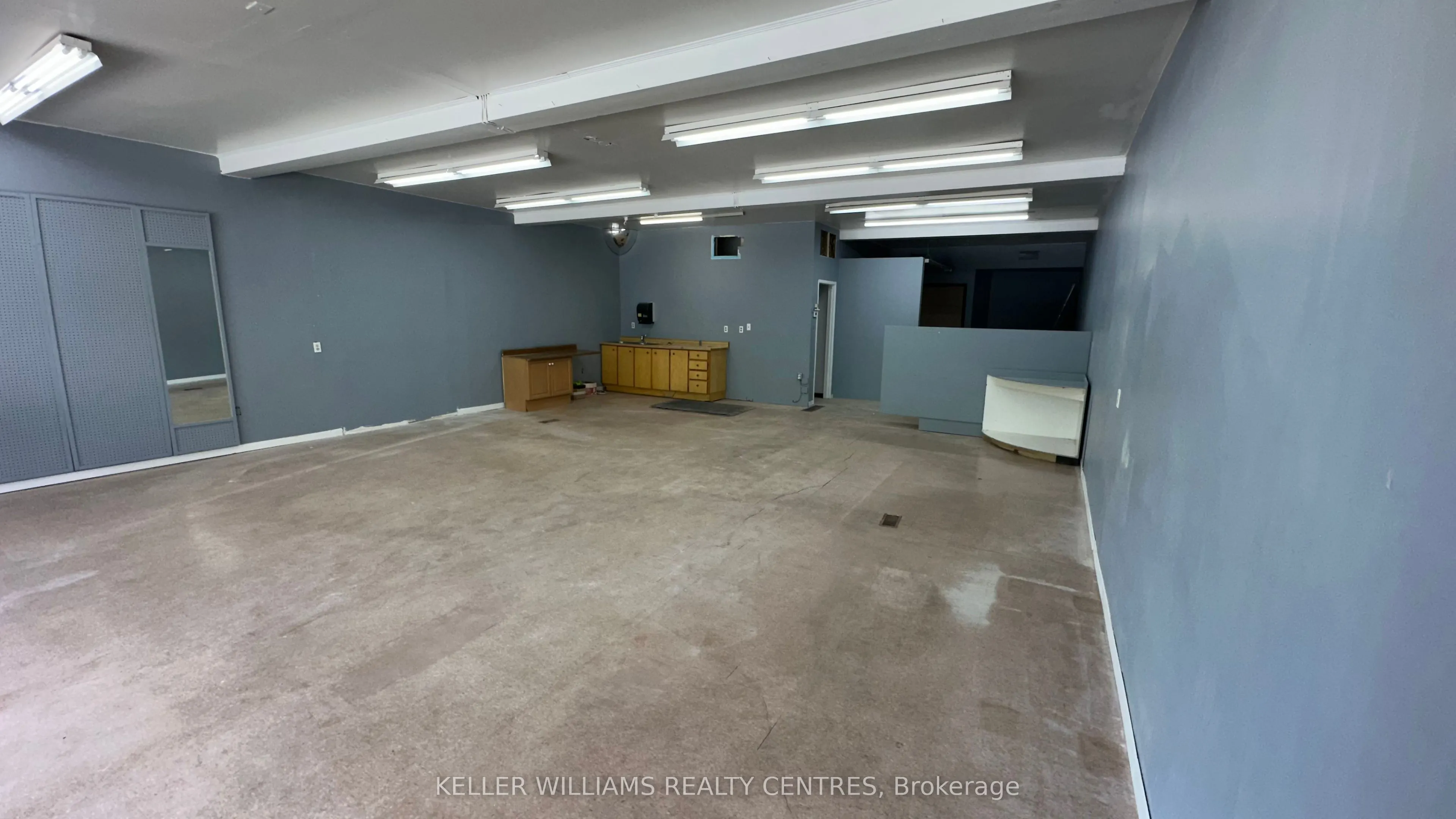 20 The Queensway S, #16