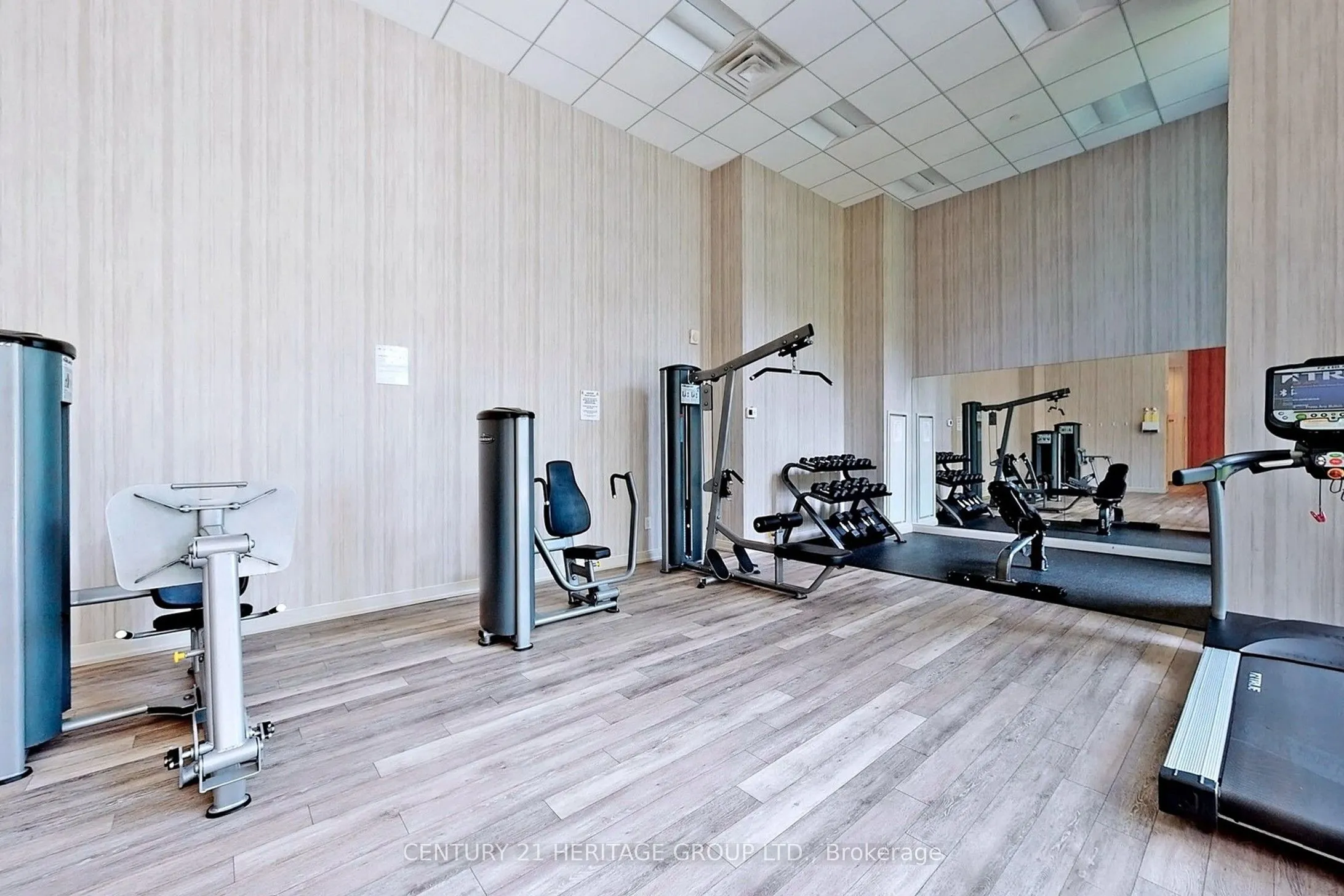 8763 Bayview Avenue, #322