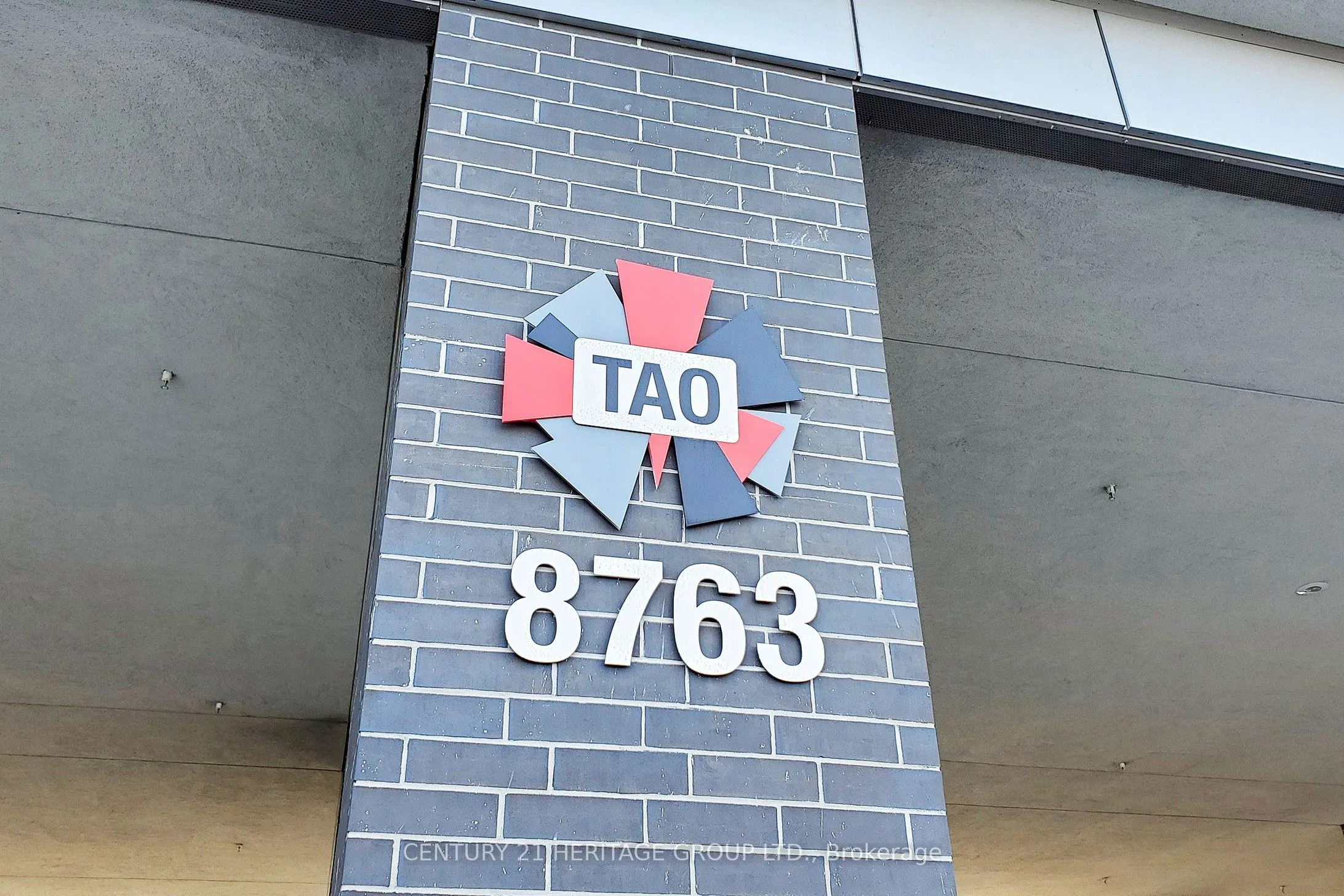 8763 Bayview Avenue, #322