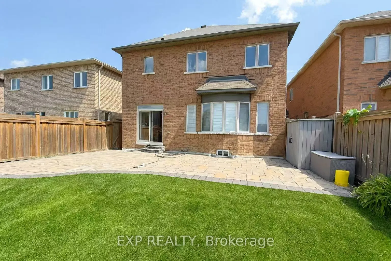 278 The Bridle Walk