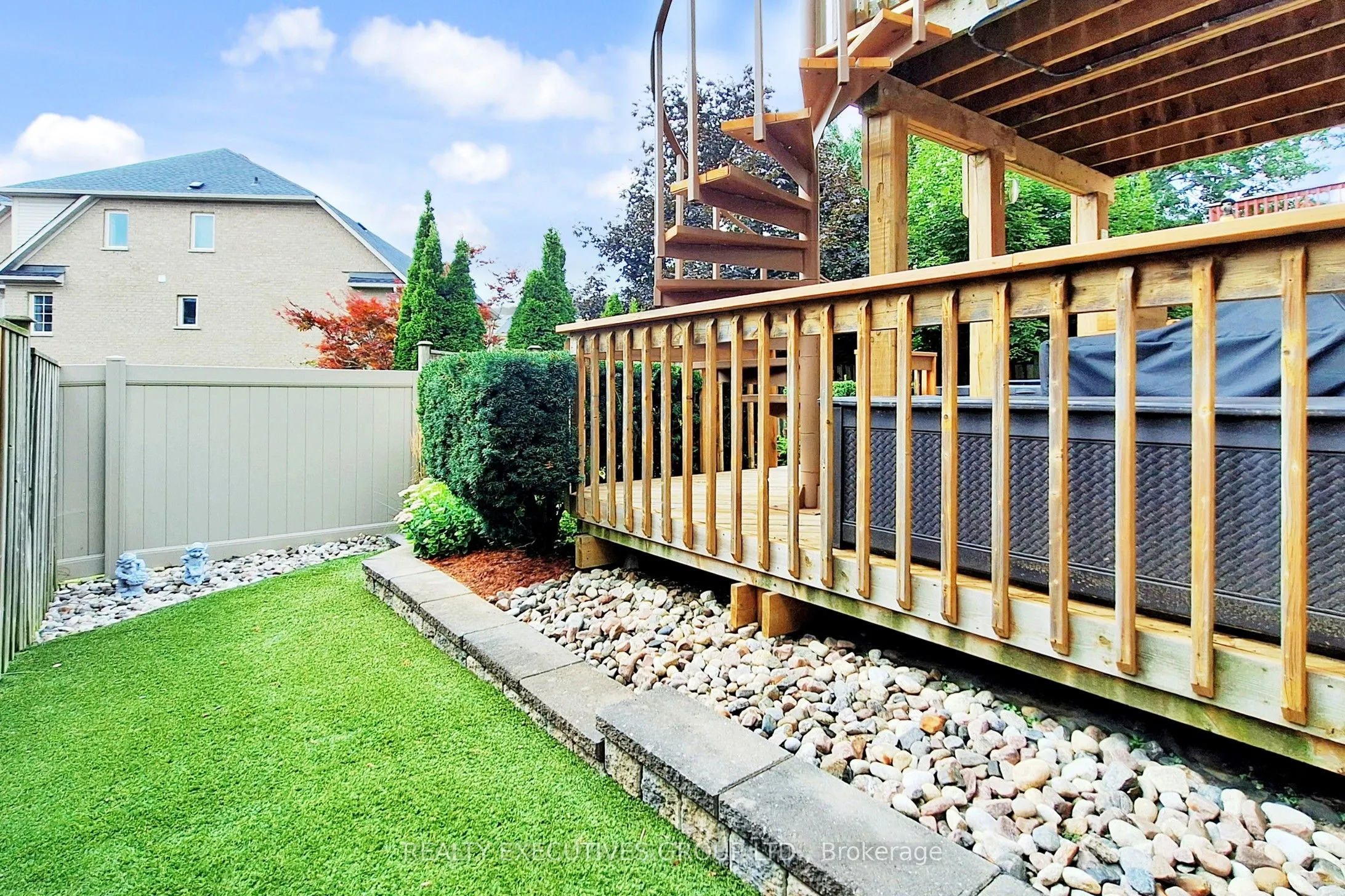 32 Shadow Falls Drive