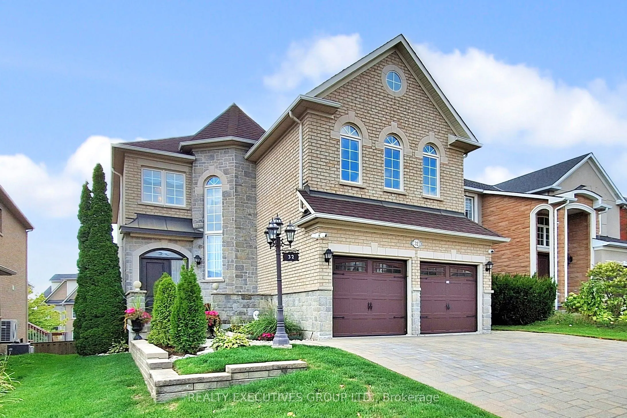 32 Shadow Falls Drive