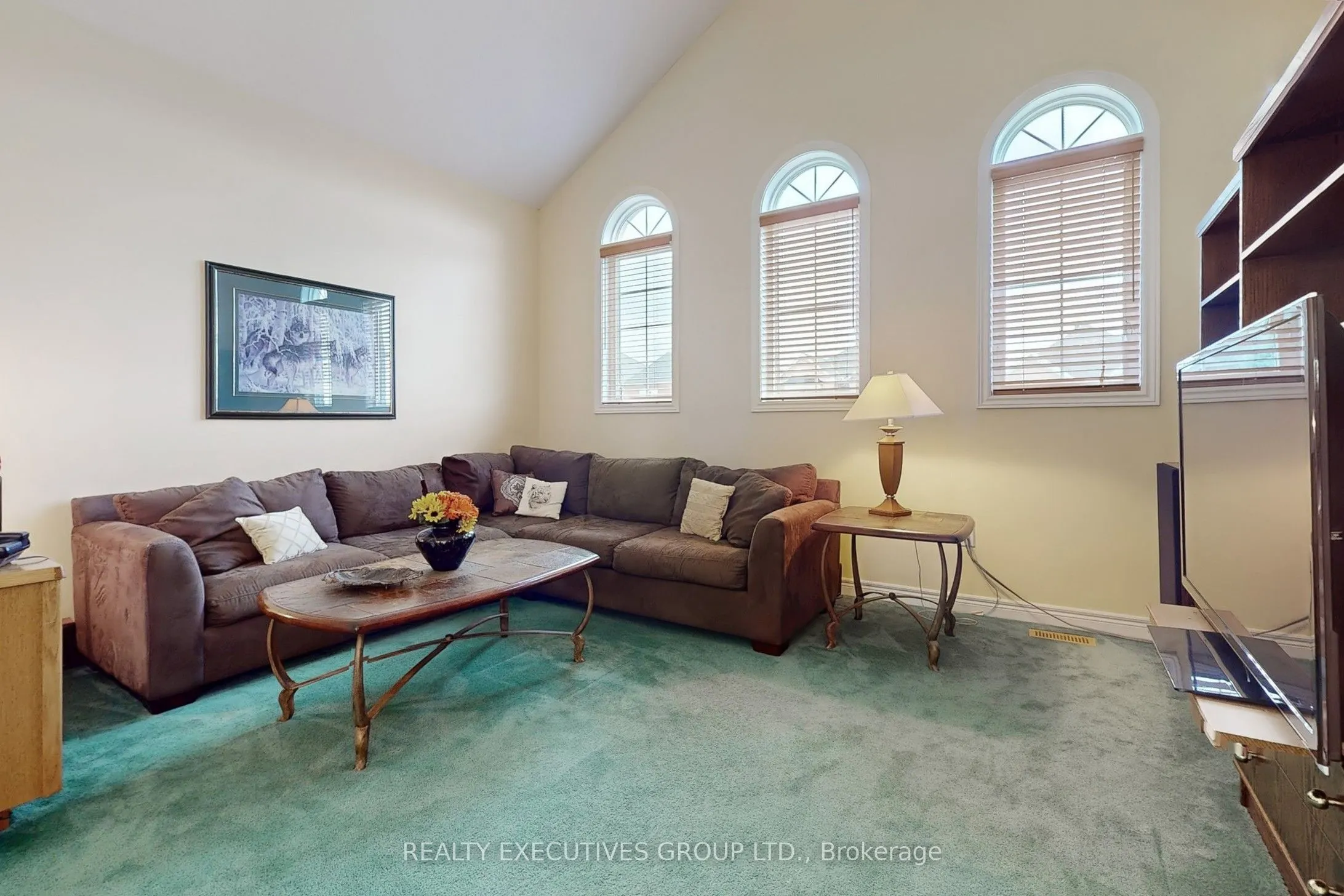 32 Shadow Falls Drive
