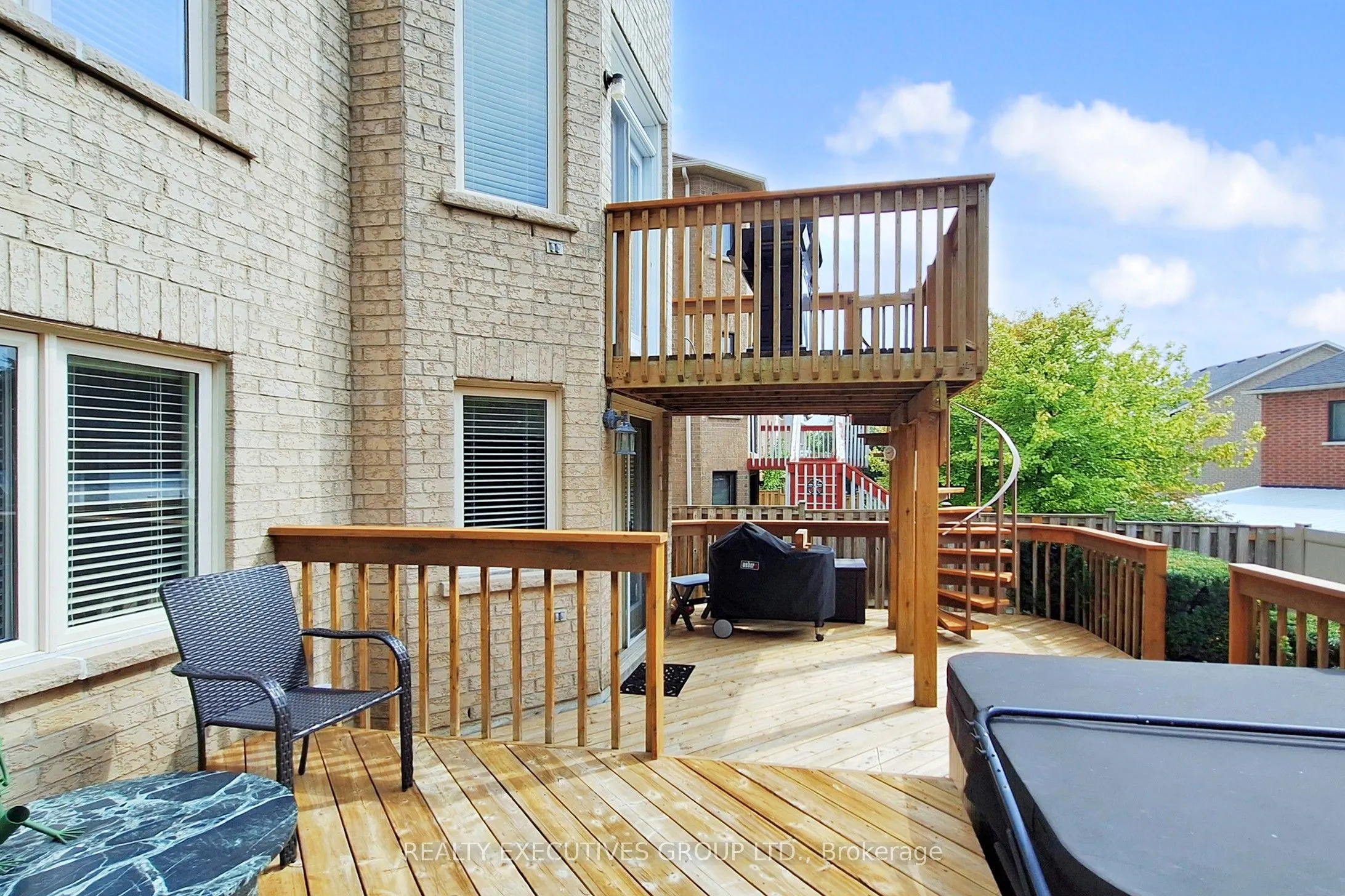 32 Shadow Falls Drive