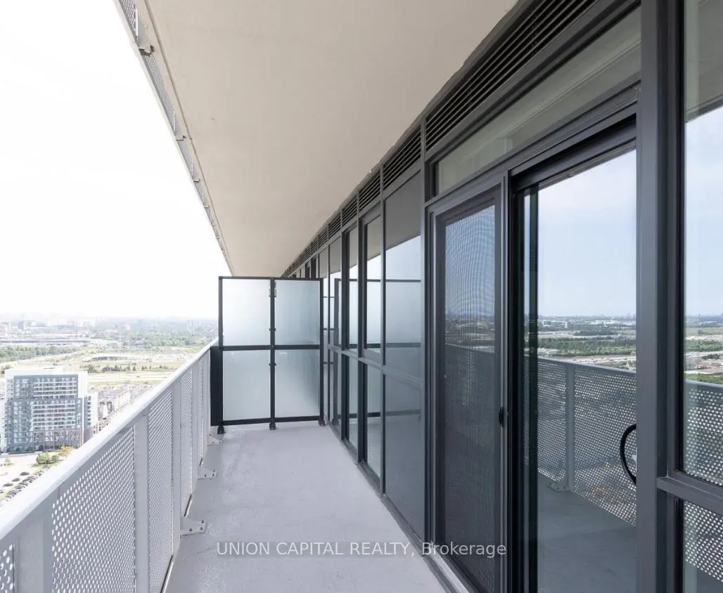 28 Interchange Way, #2707