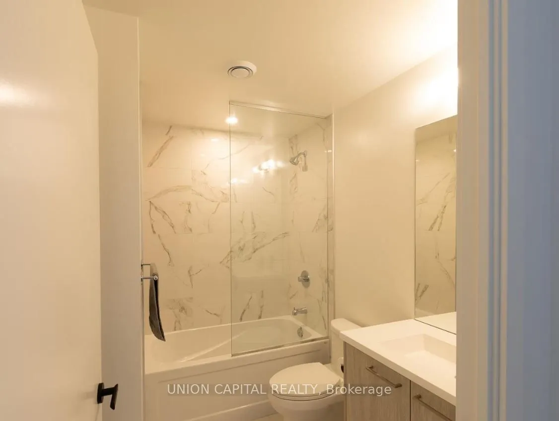 28 Interchange Way, #2707