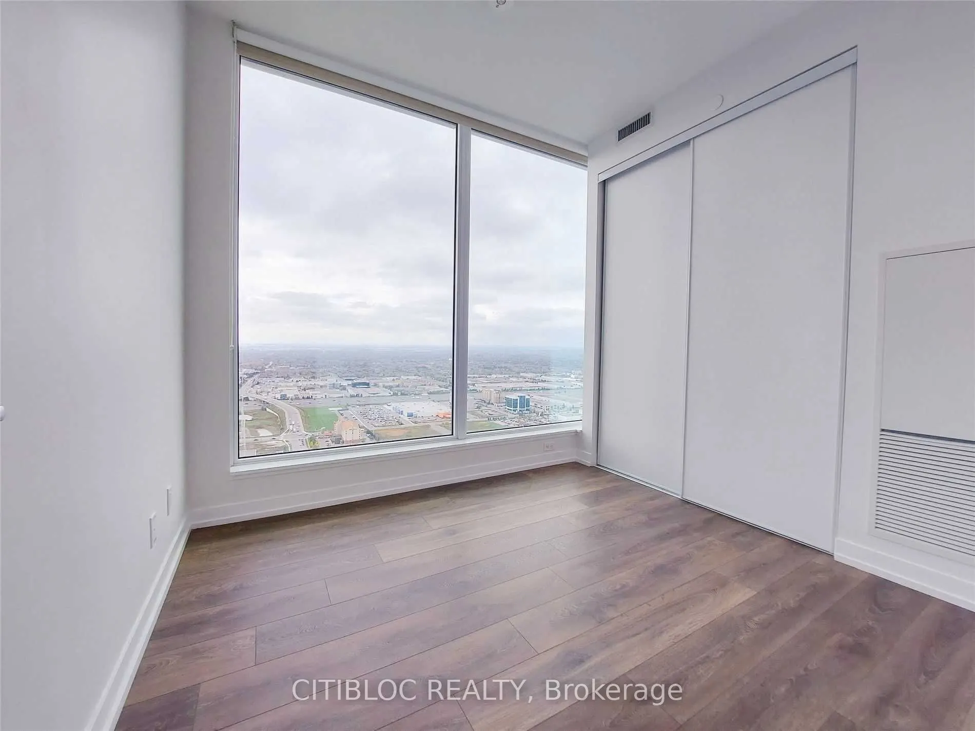898 Portage Parkway, #6103