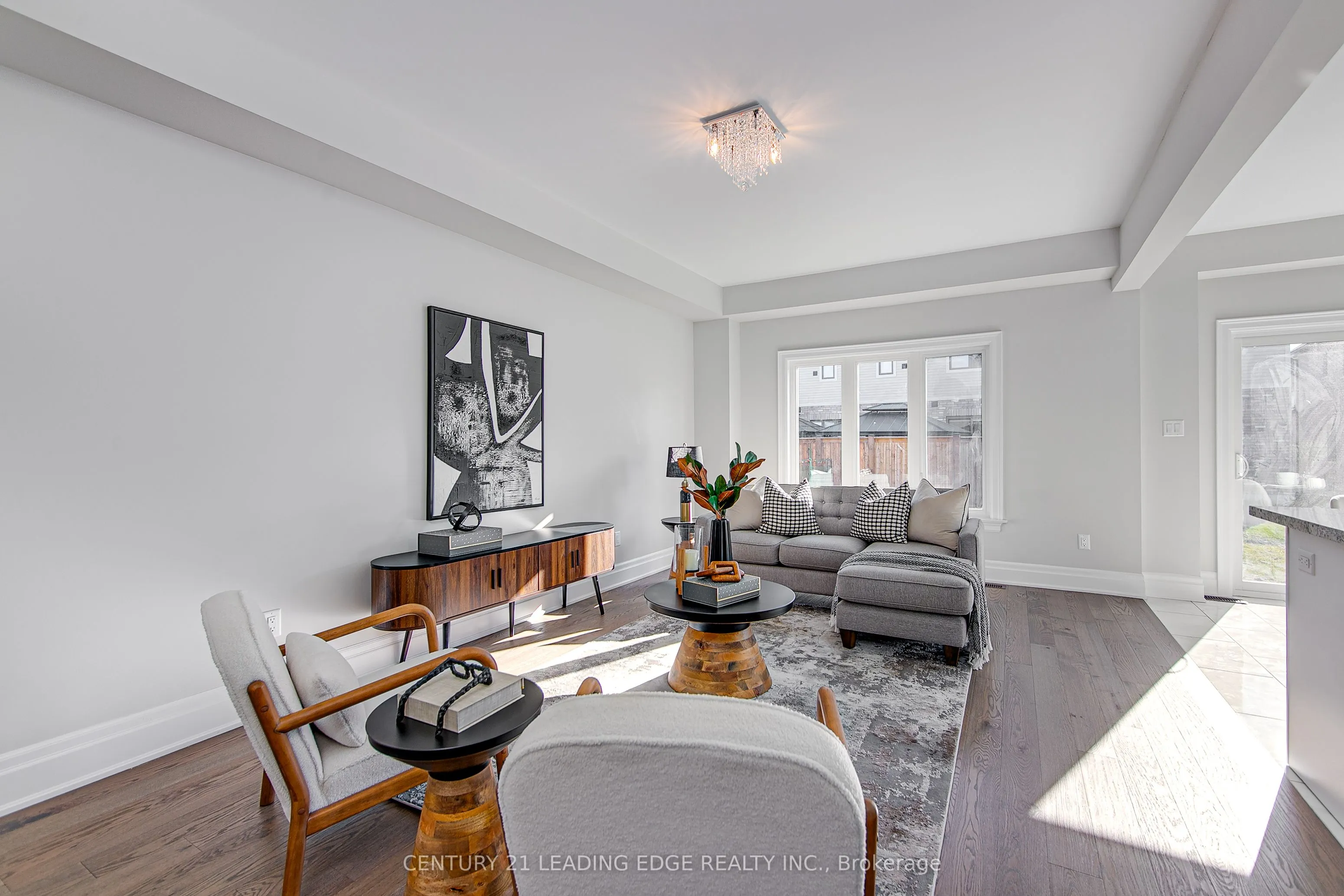 108 LORNE THOMAS Place