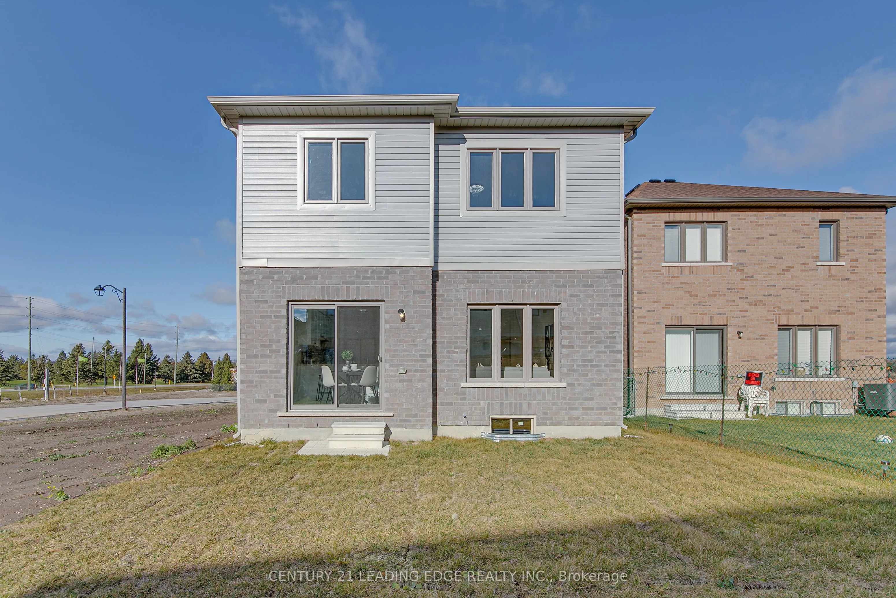 108 LORNE THOMAS Place