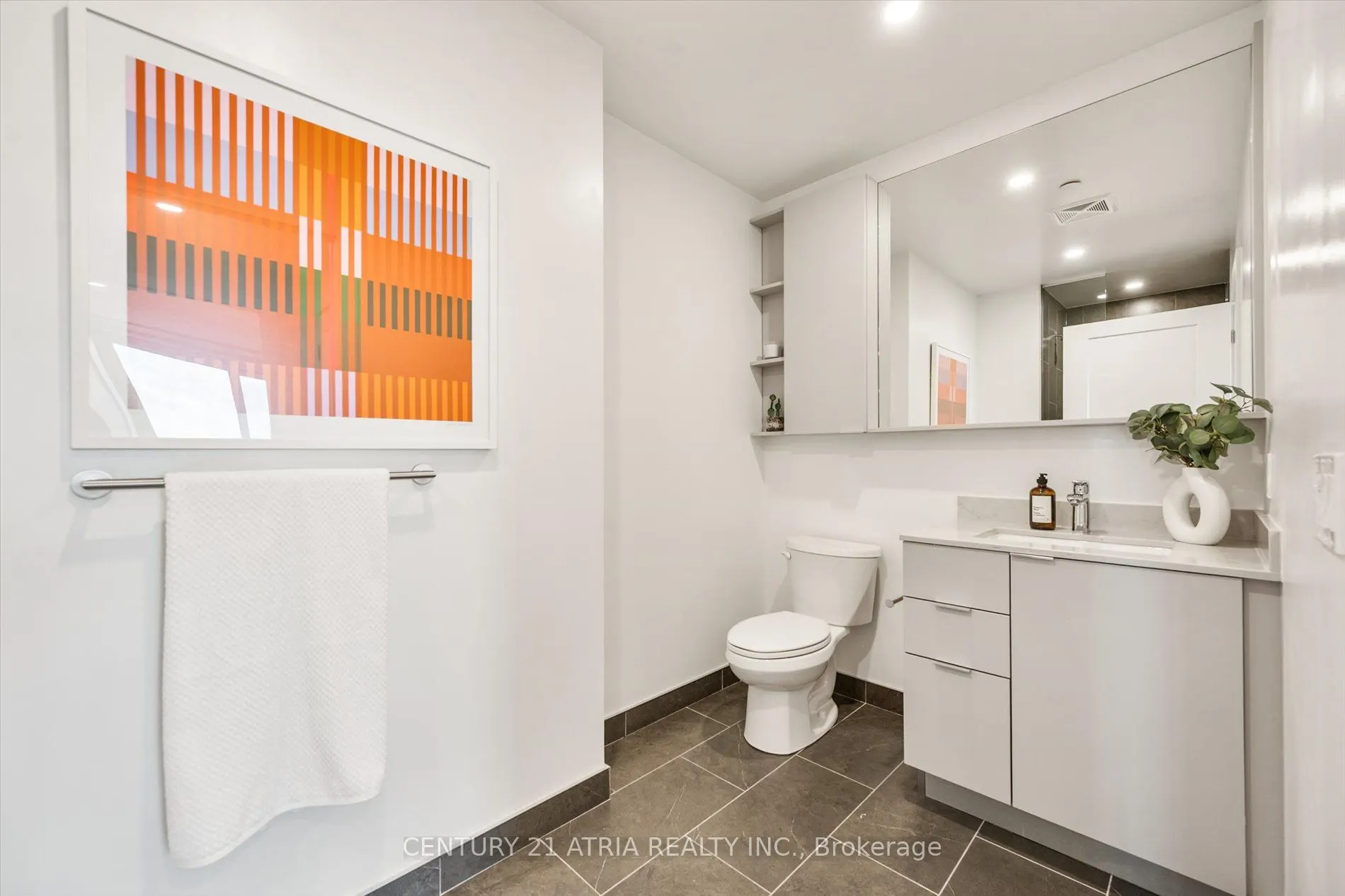 8 Cedarland Drive, #Lph03