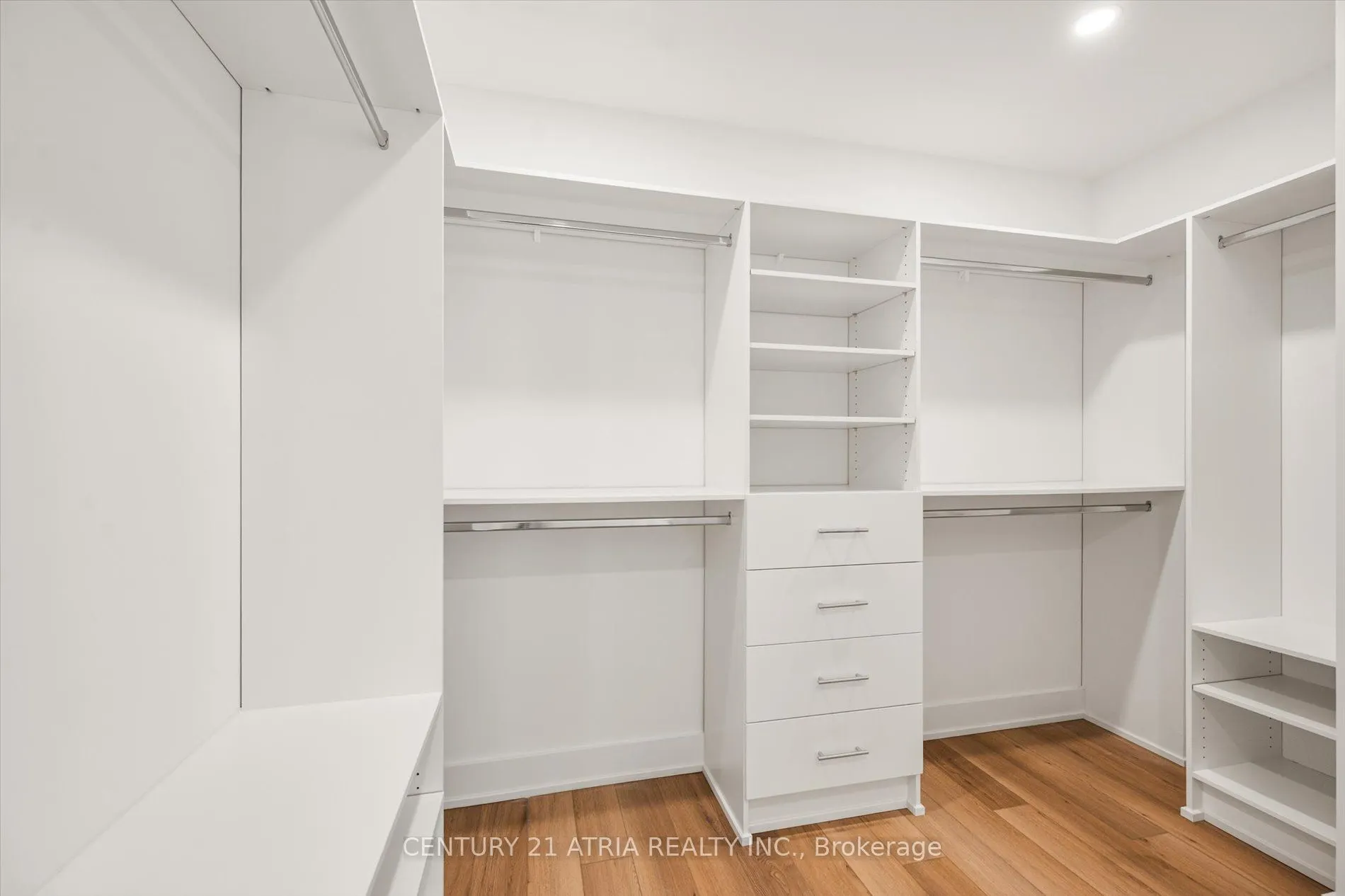 8 Cedarland Drive, #Lph03