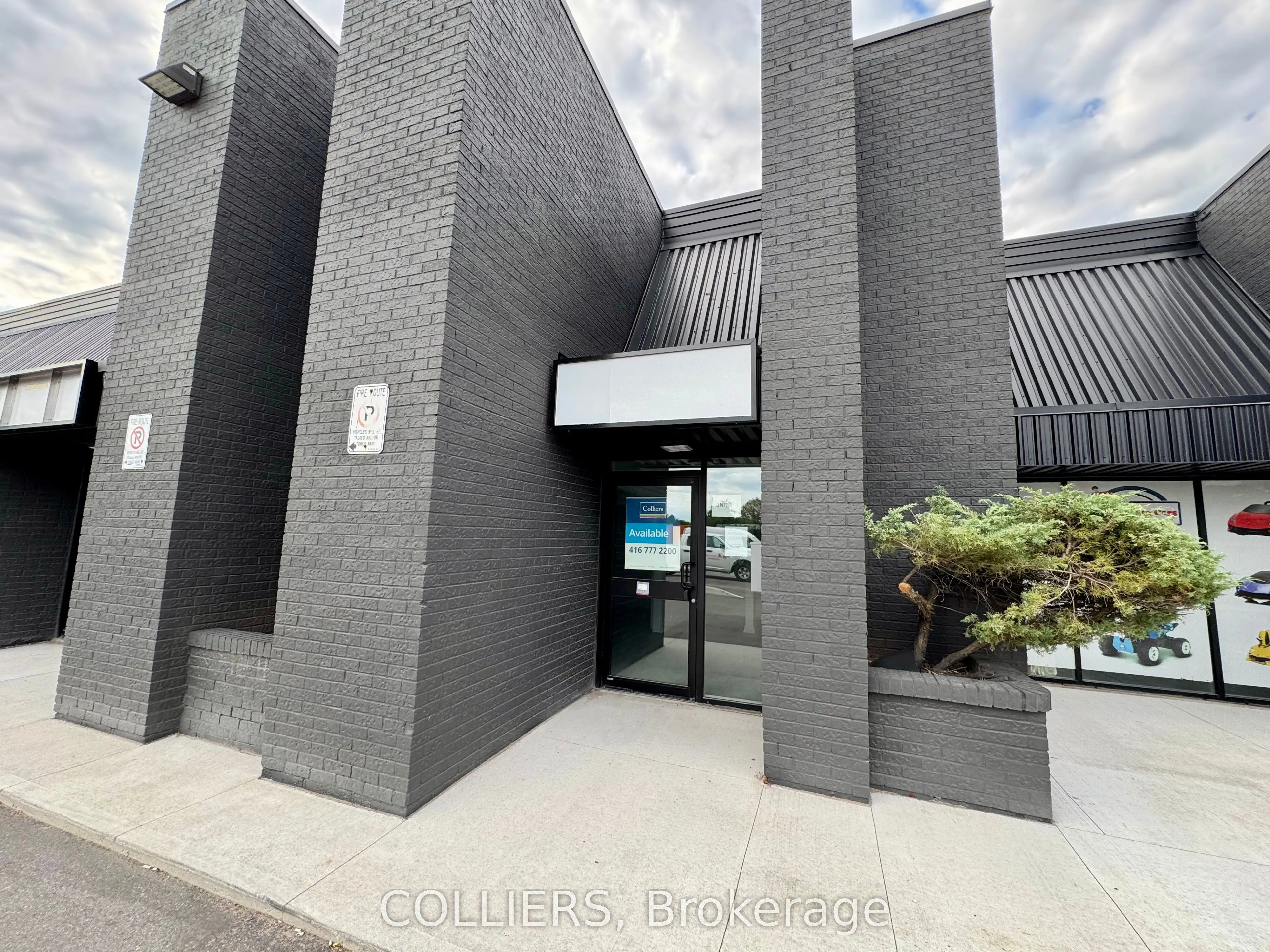 2600 John Street, #211
