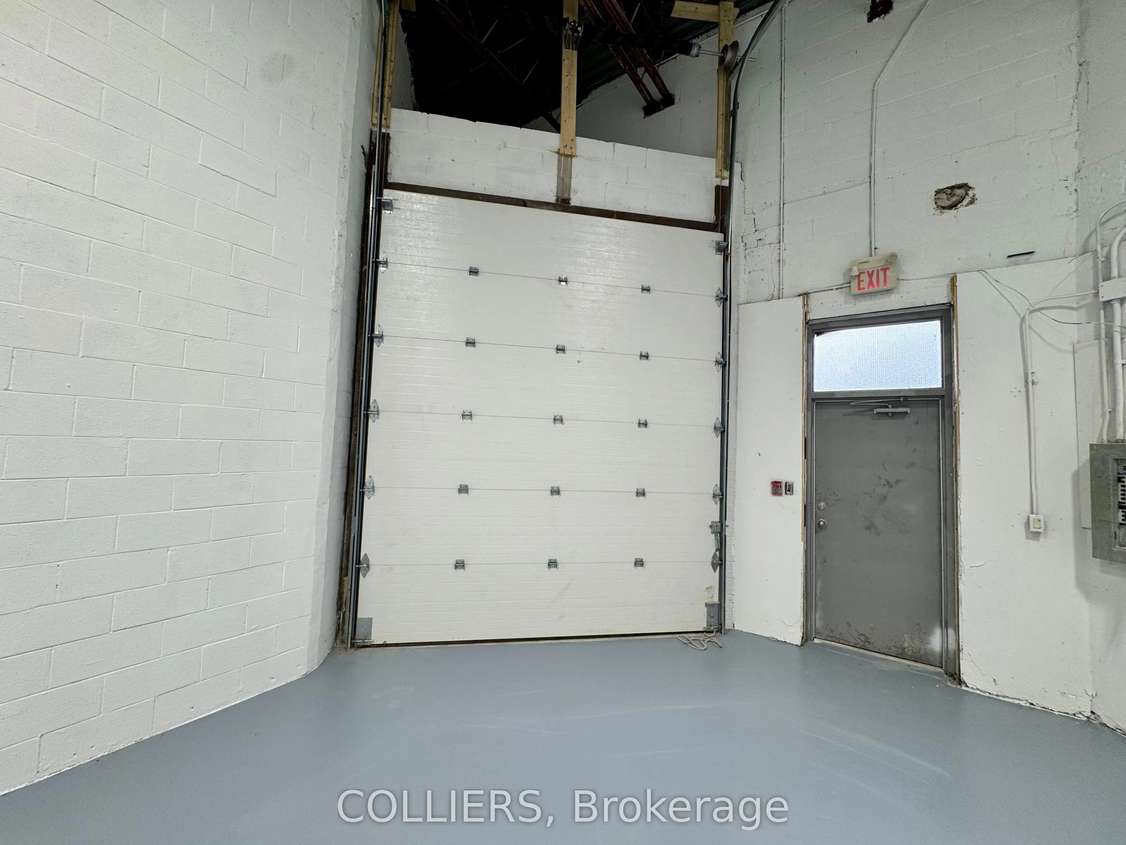 2600 John Street, #211
