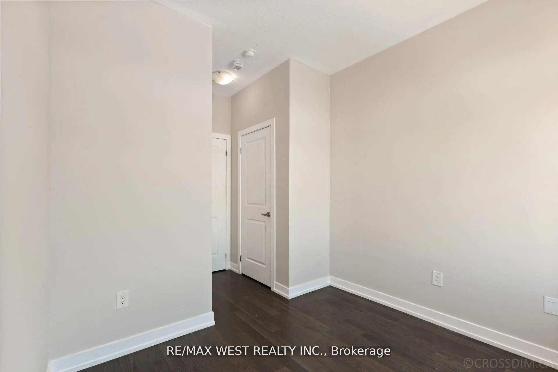147 Salterton Circle