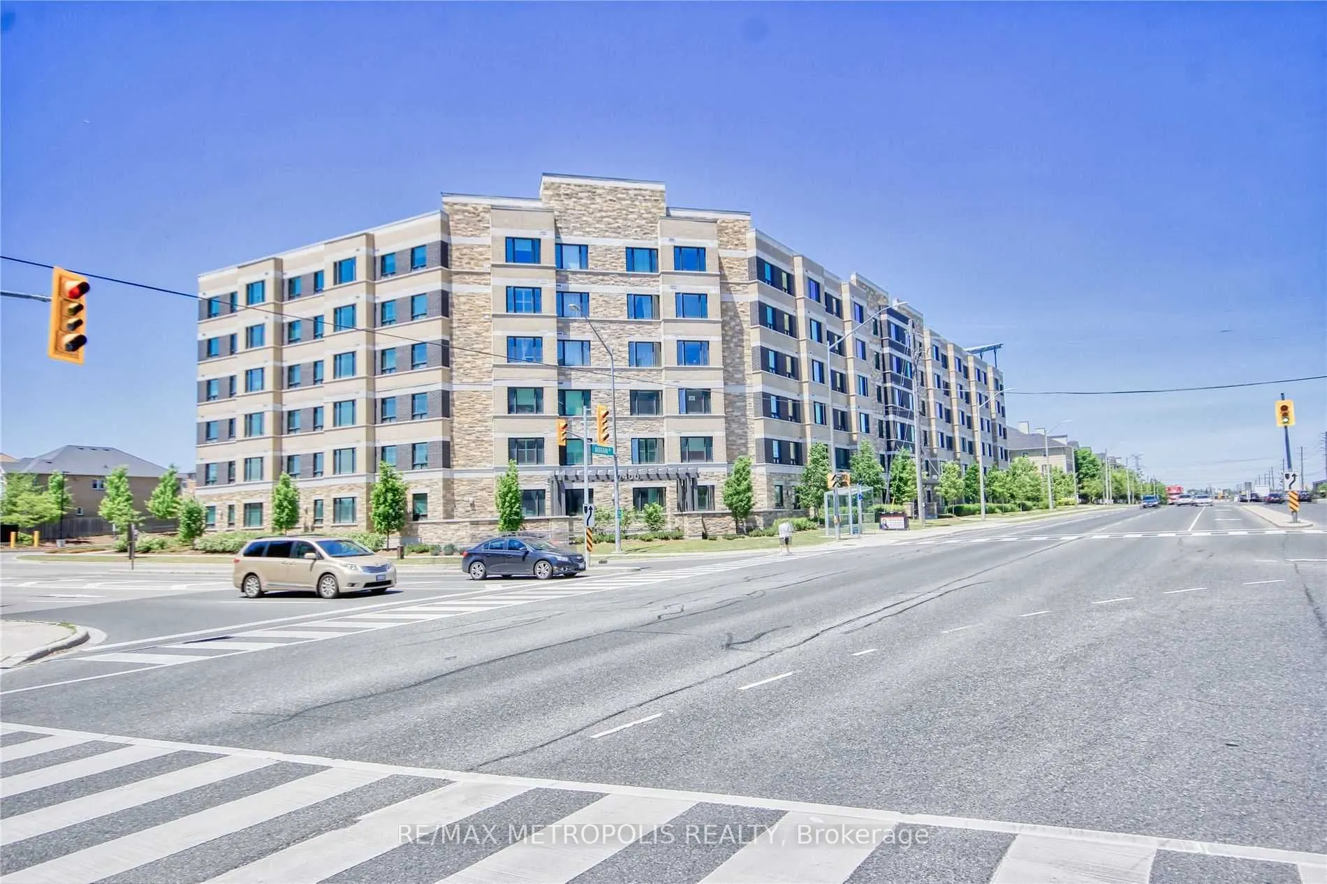 7400 Markham Road, #623