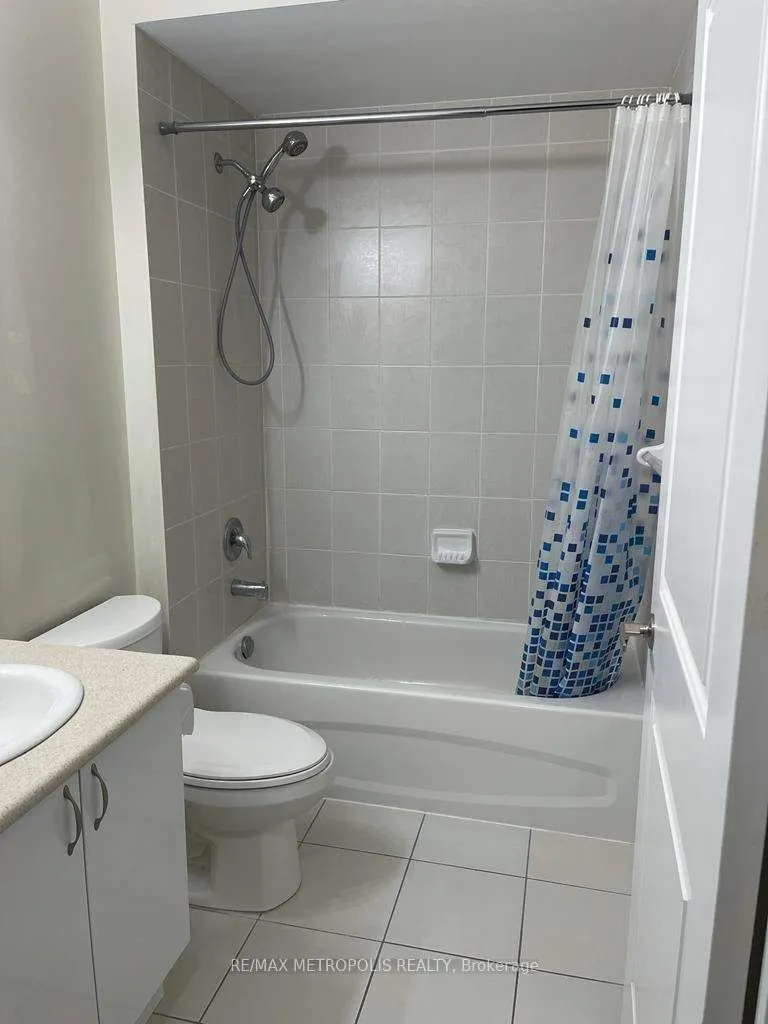 7400 Markham Road, #623
