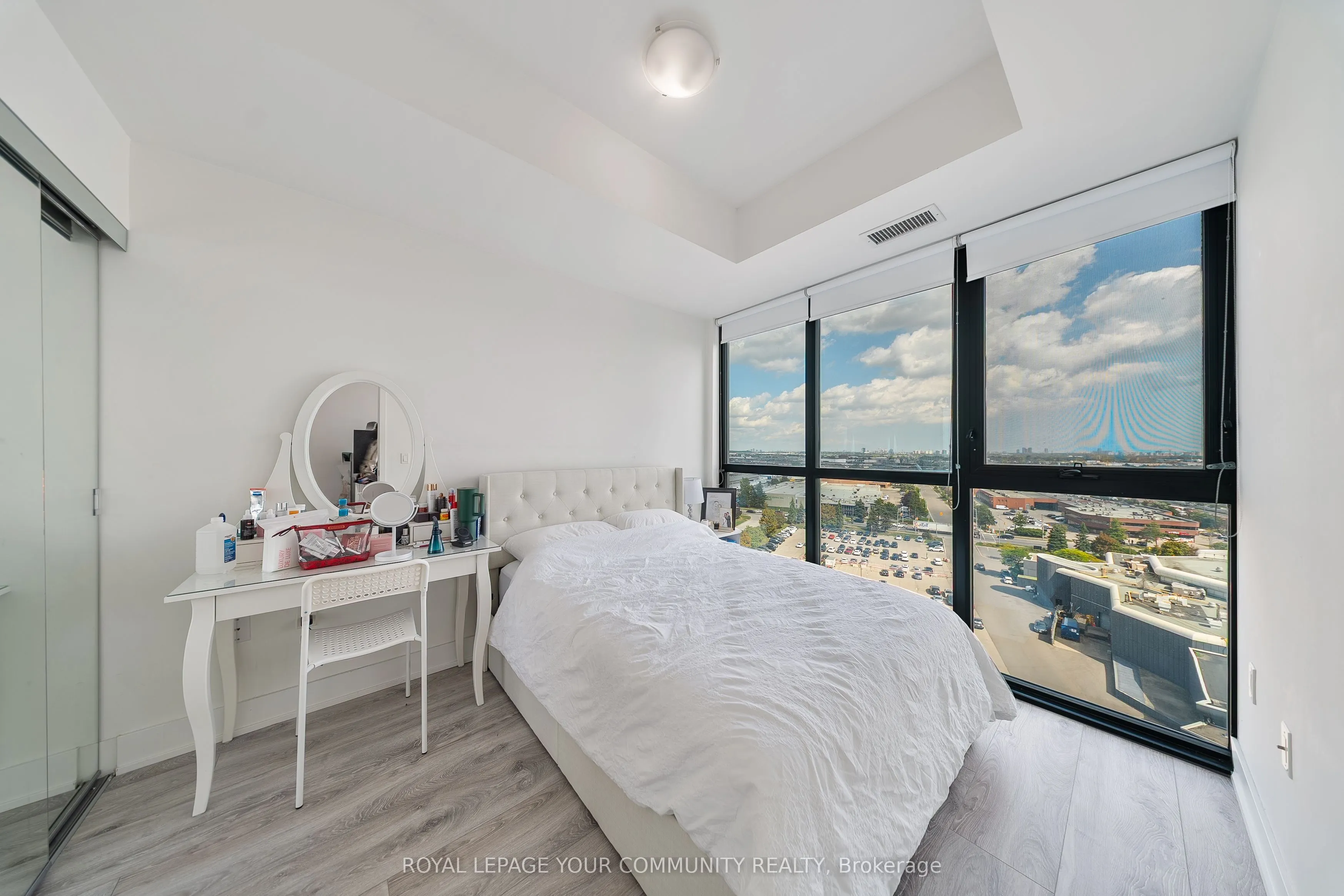 2908 Highway 7 Road, #1101