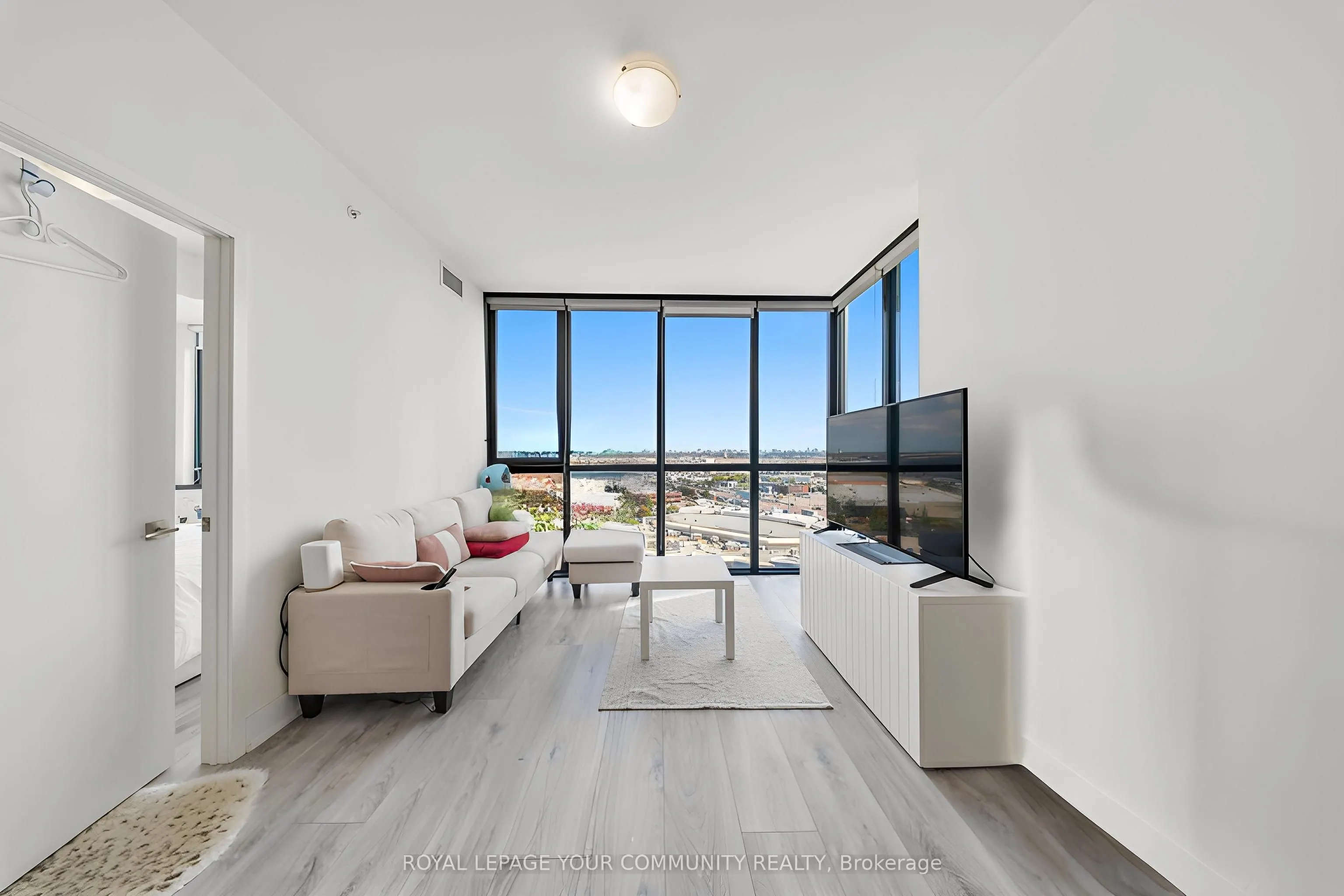 2908 Highway 7 Road, #1101