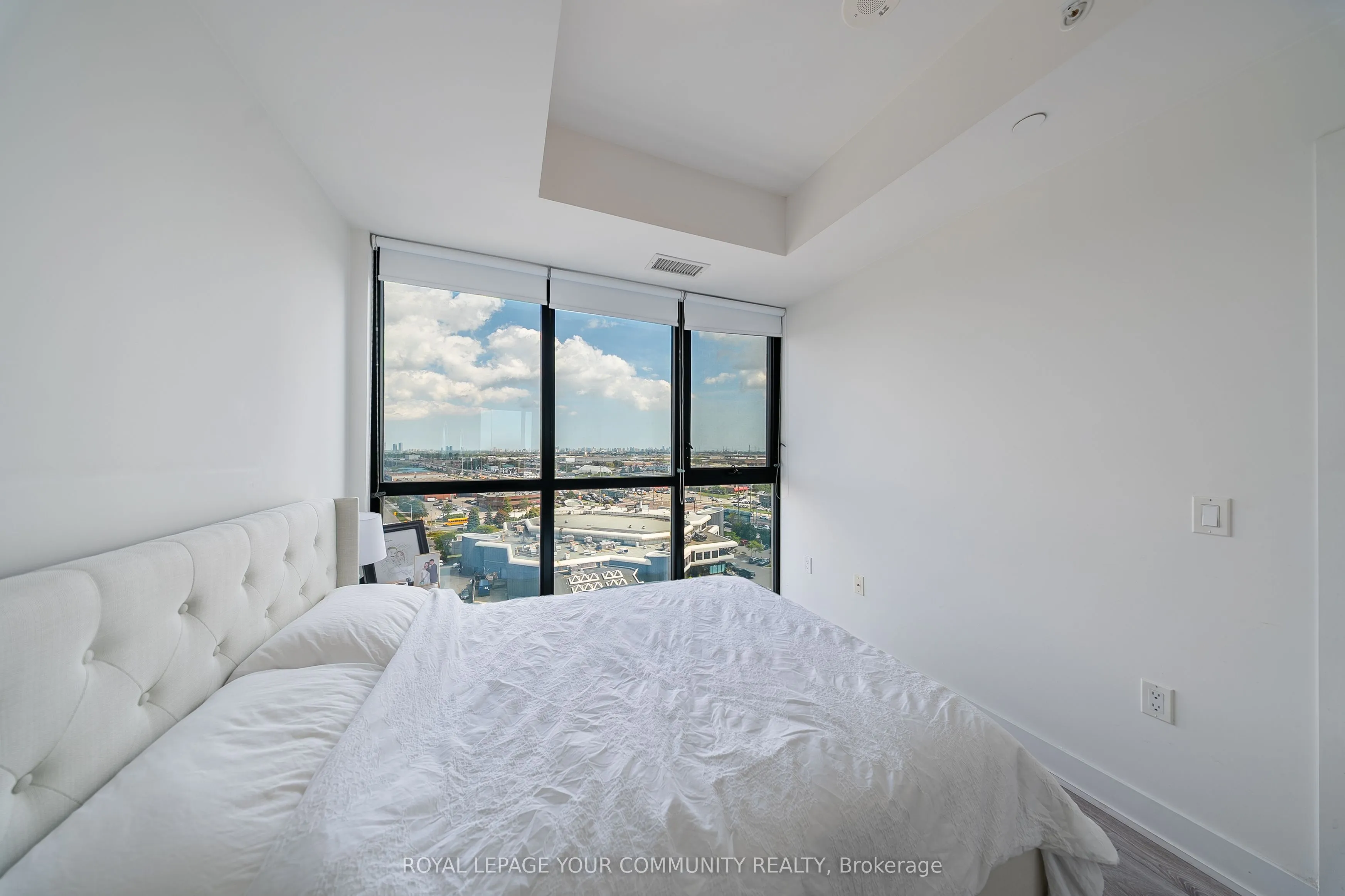 2908 Highway 7 Road, #1101