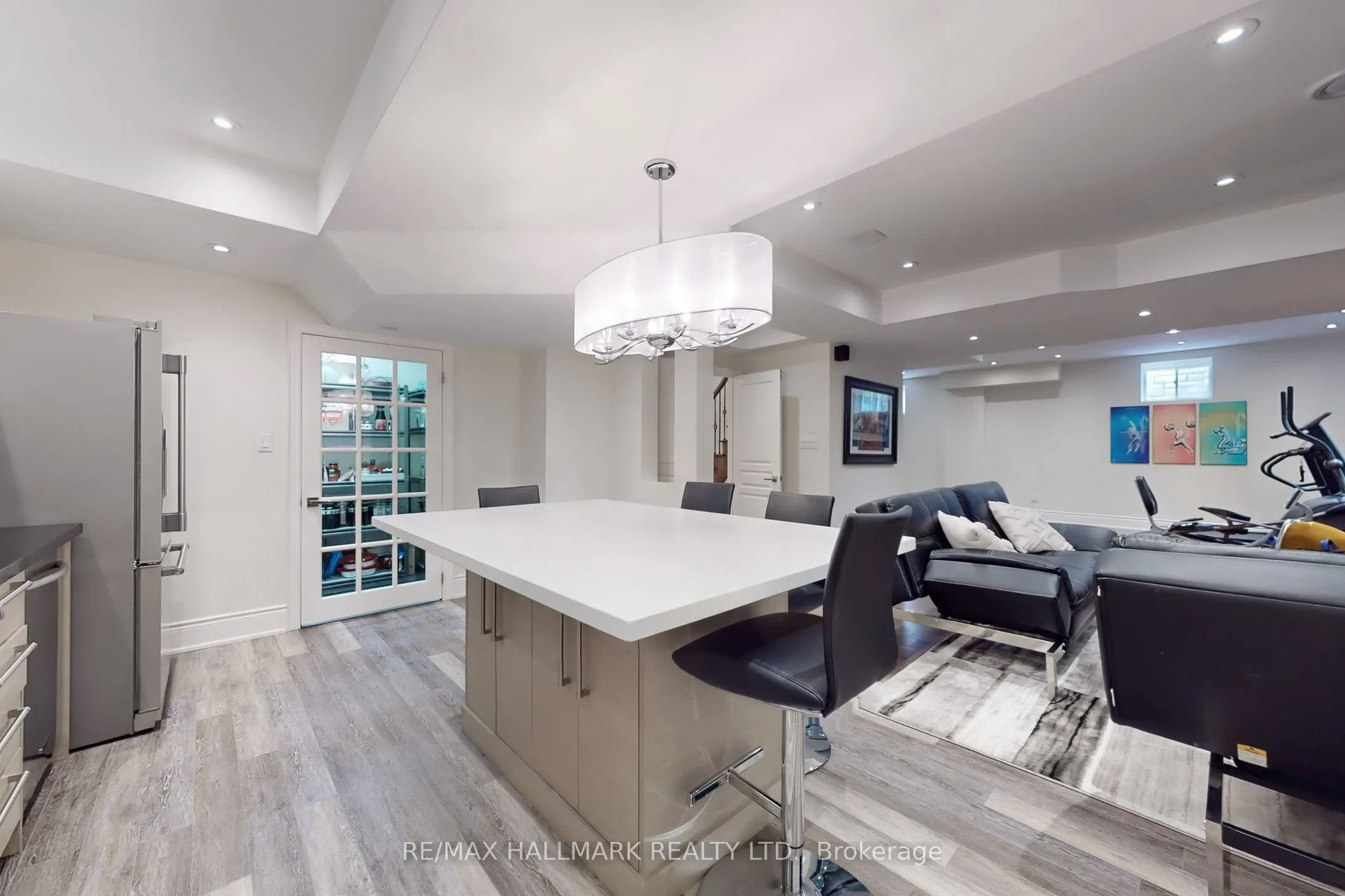 436 Paradelle Drive