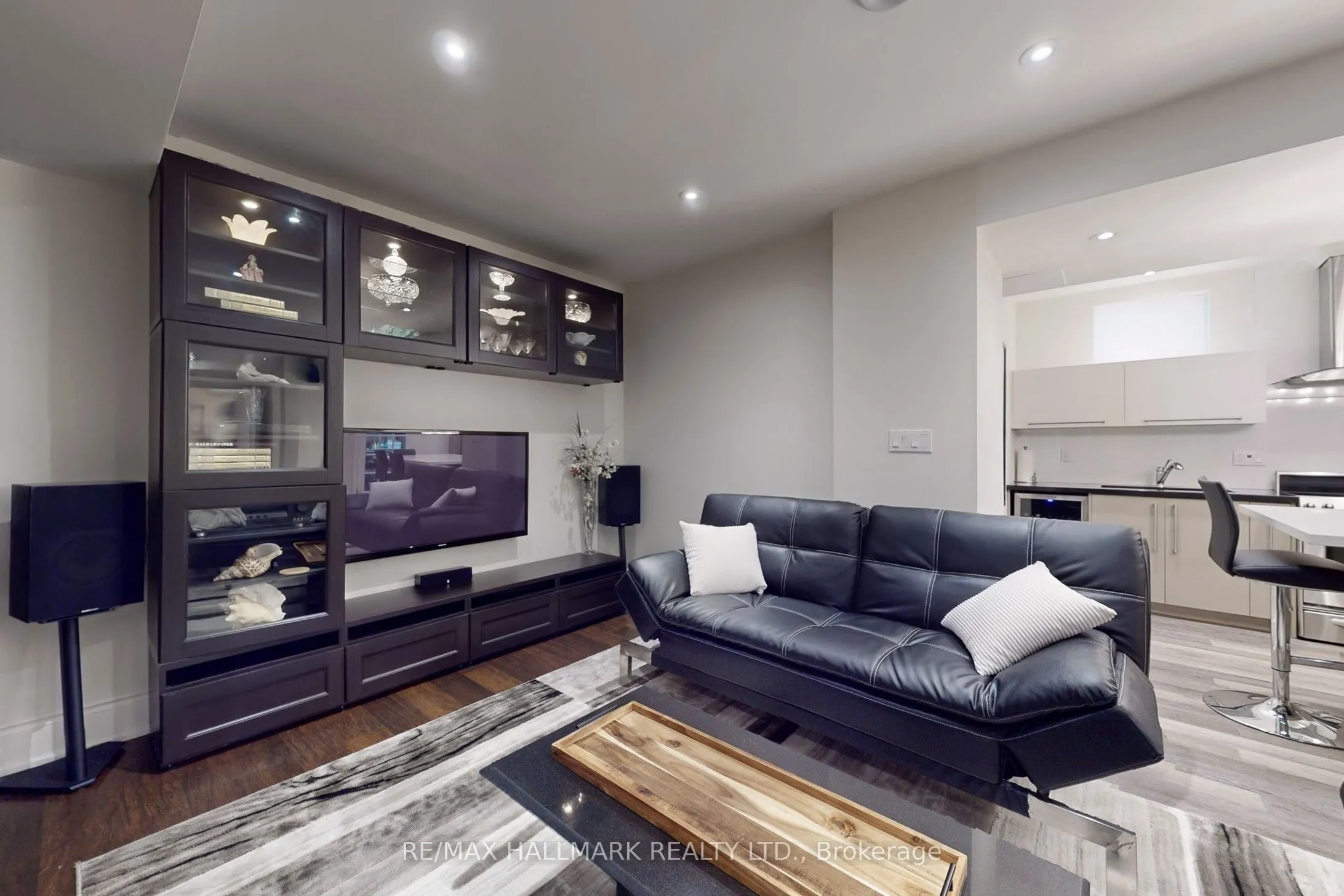 436 Paradelle Drive