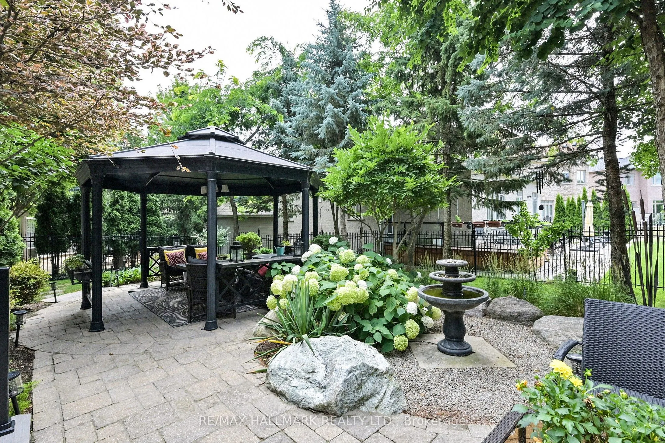 436 Paradelle Drive