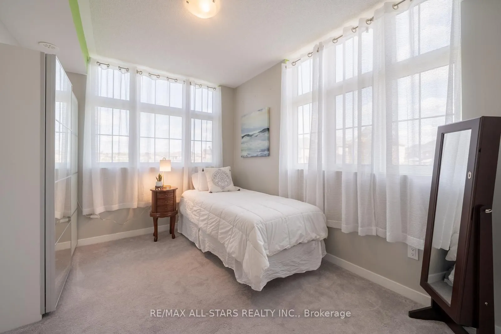 7 Bellcastle Gate, #228