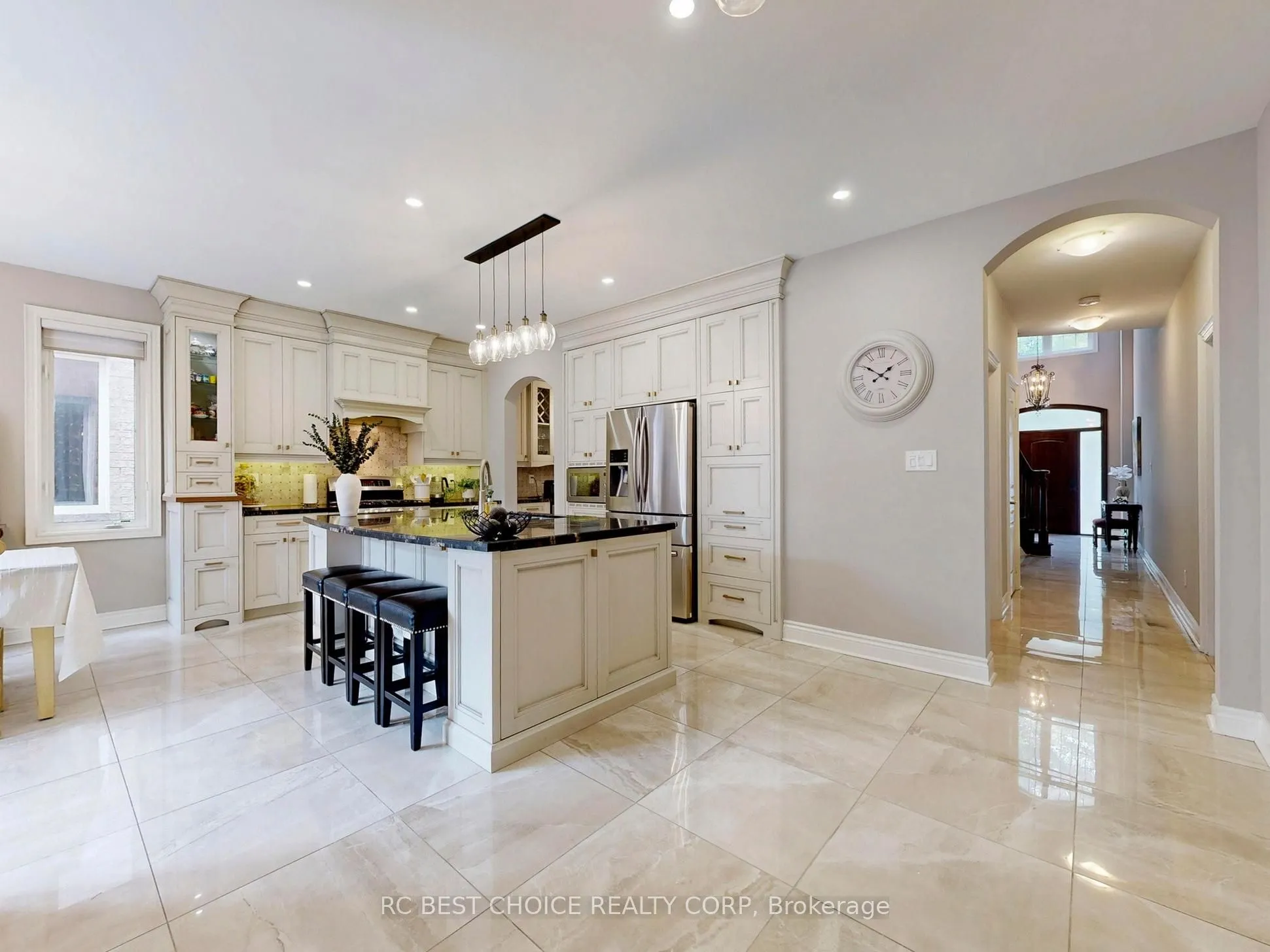 192 Tonner Crescent