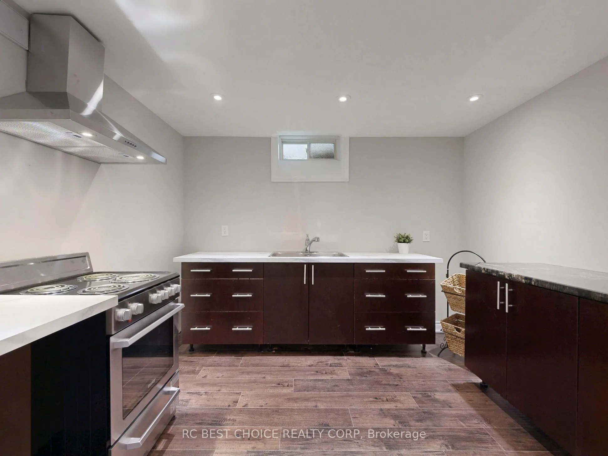 192 Tonner Crescent