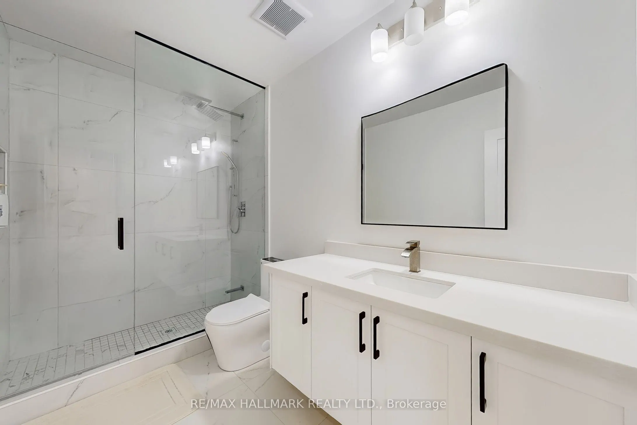 12 Sunbay Court
