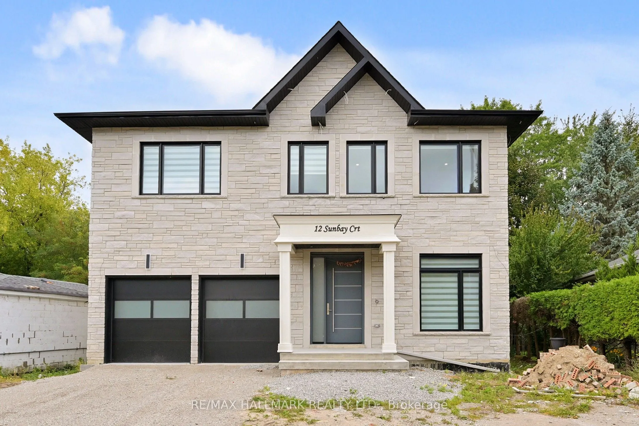 12 Sunbay Court