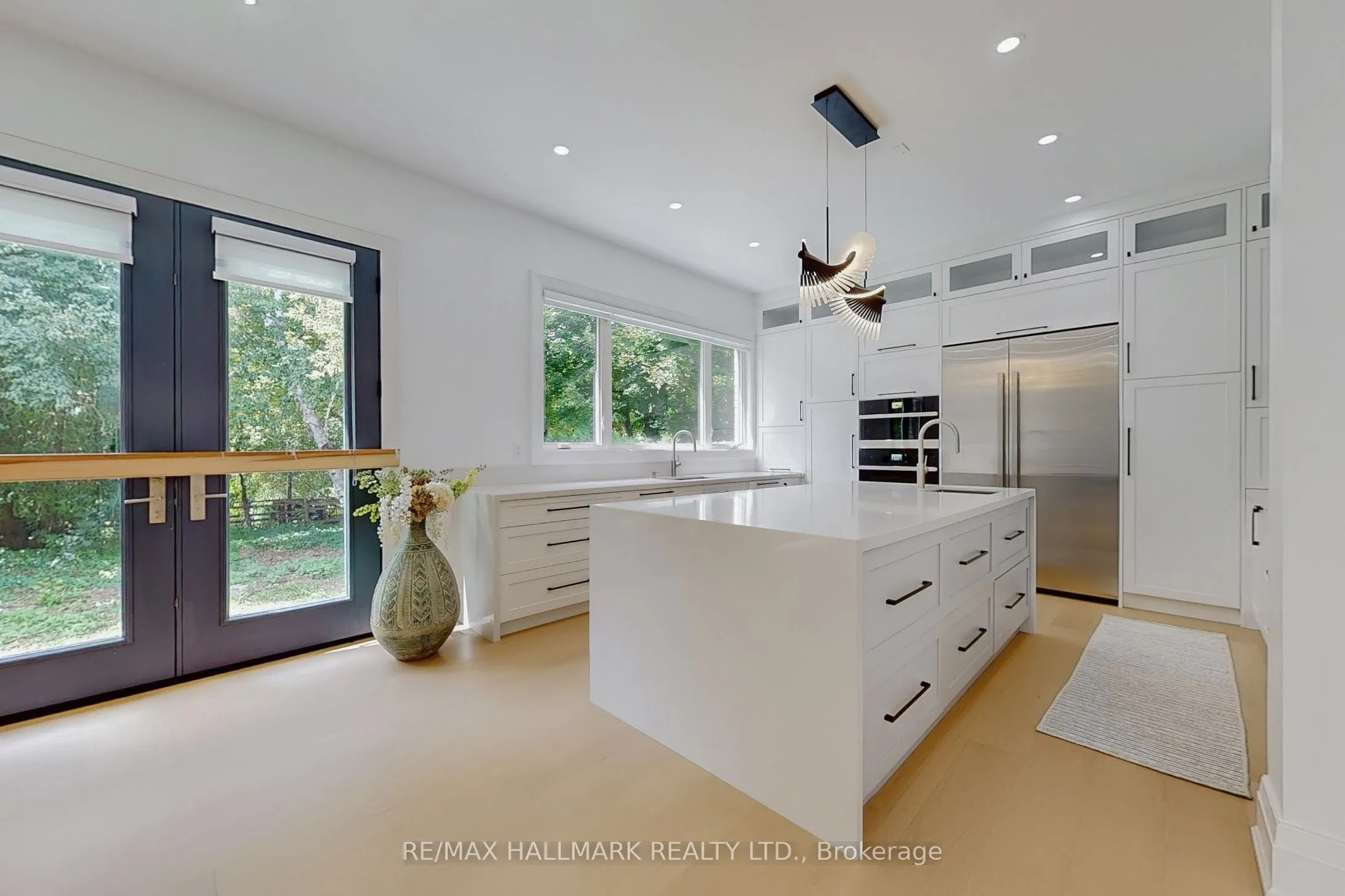 12 Sunbay Court