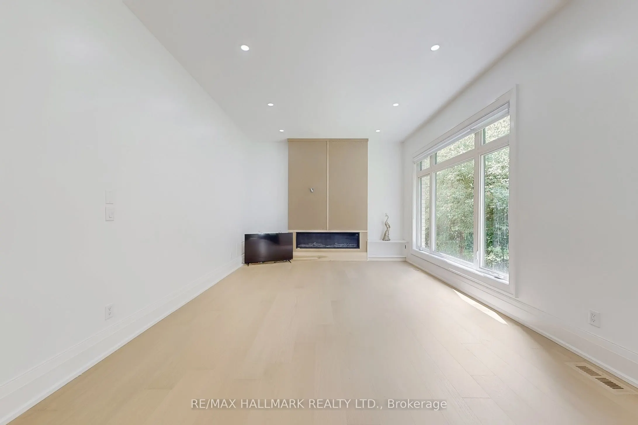 12 Sunbay Court