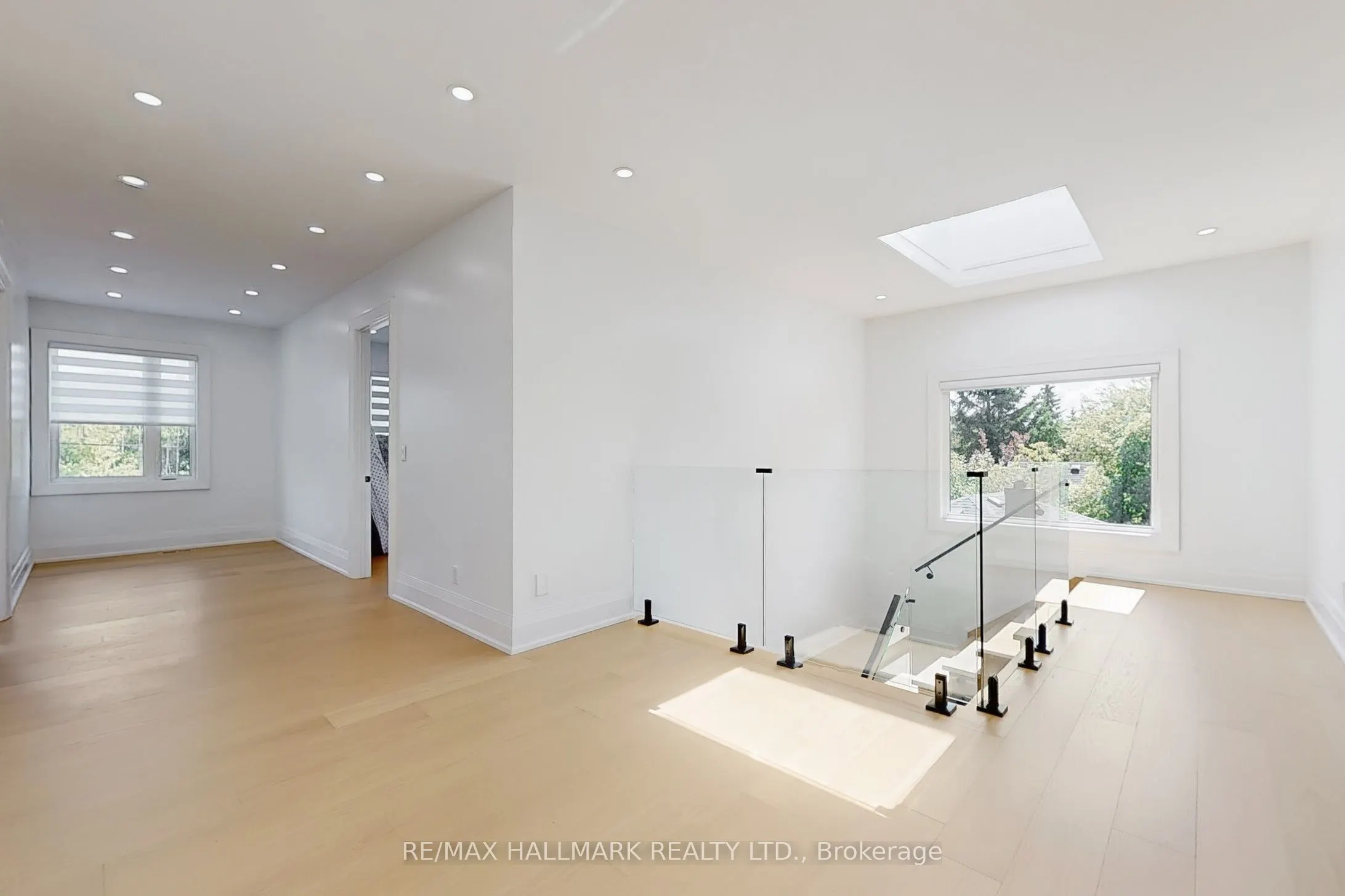 12 Sunbay Court