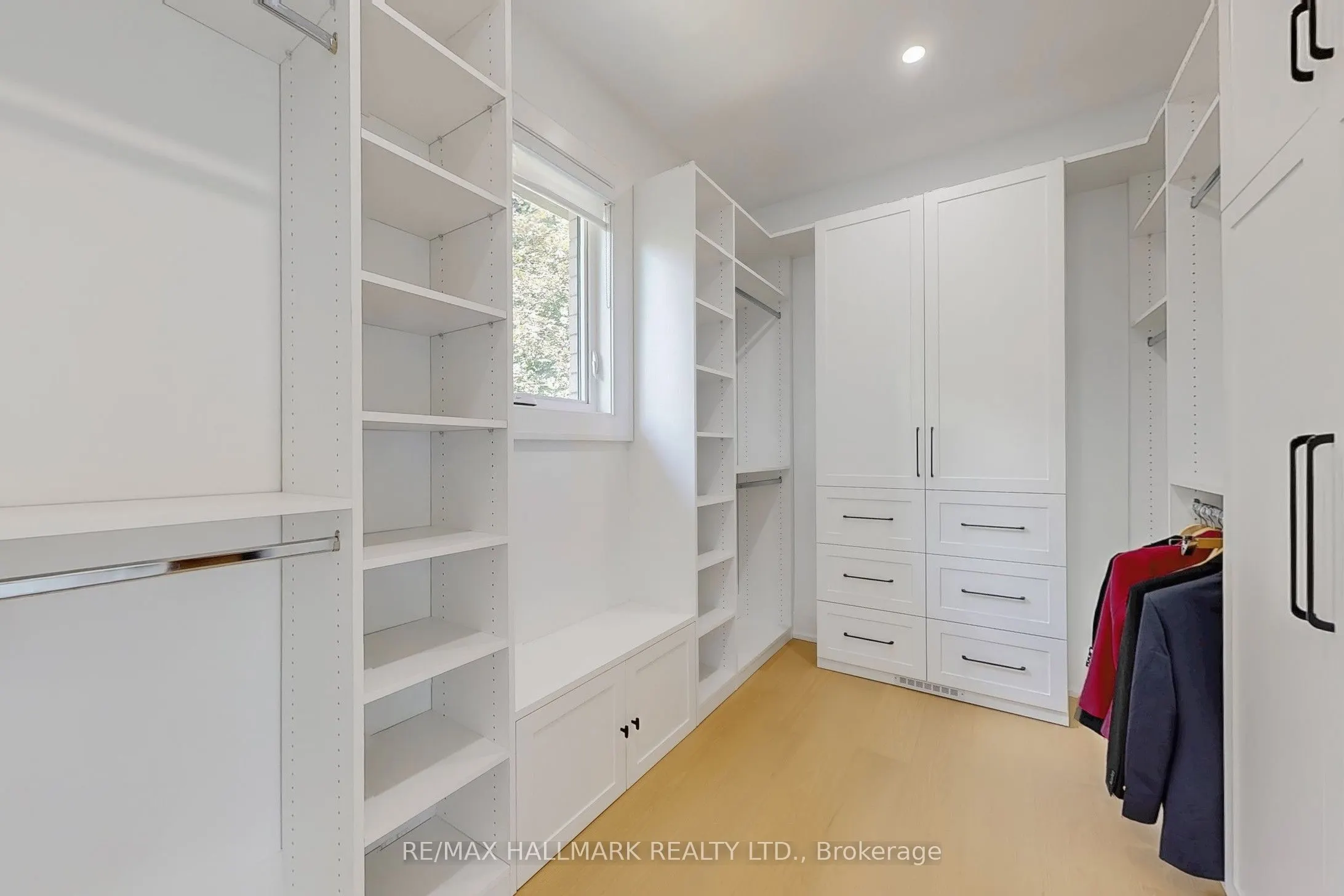 12 Sunbay Court