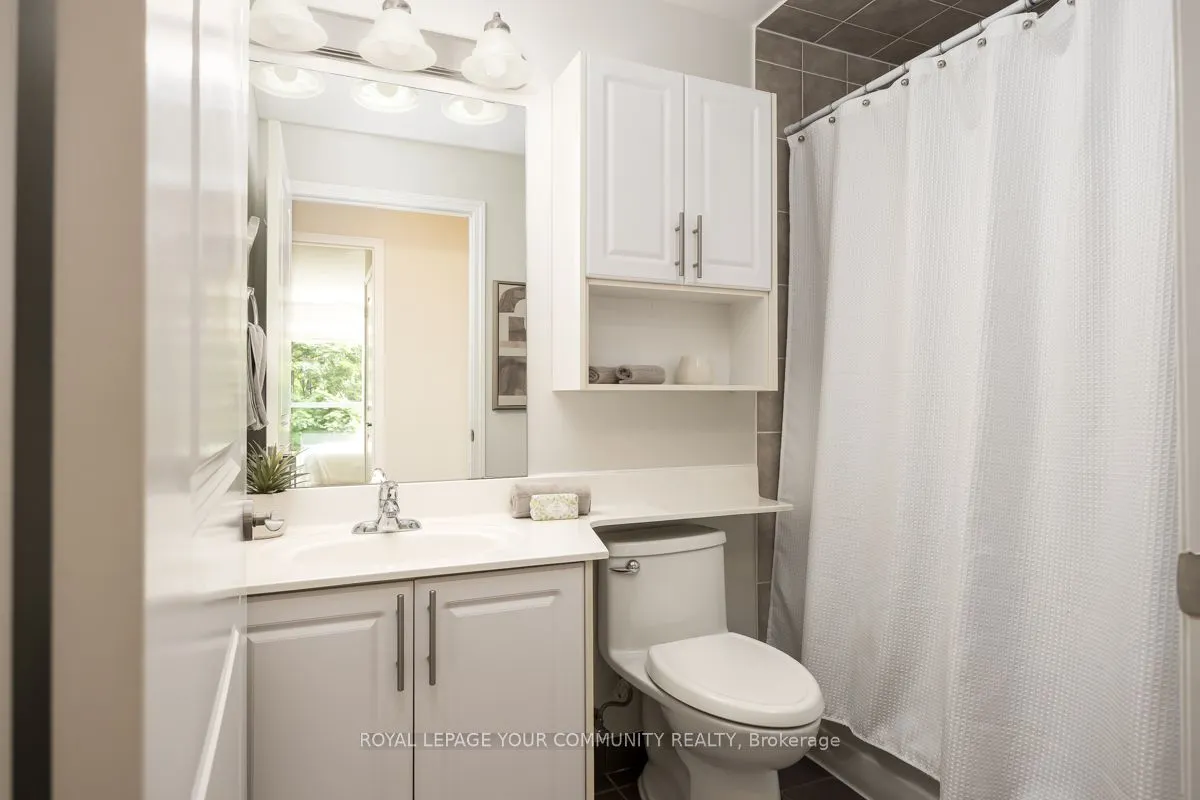 18 Harding Boulevard, #204