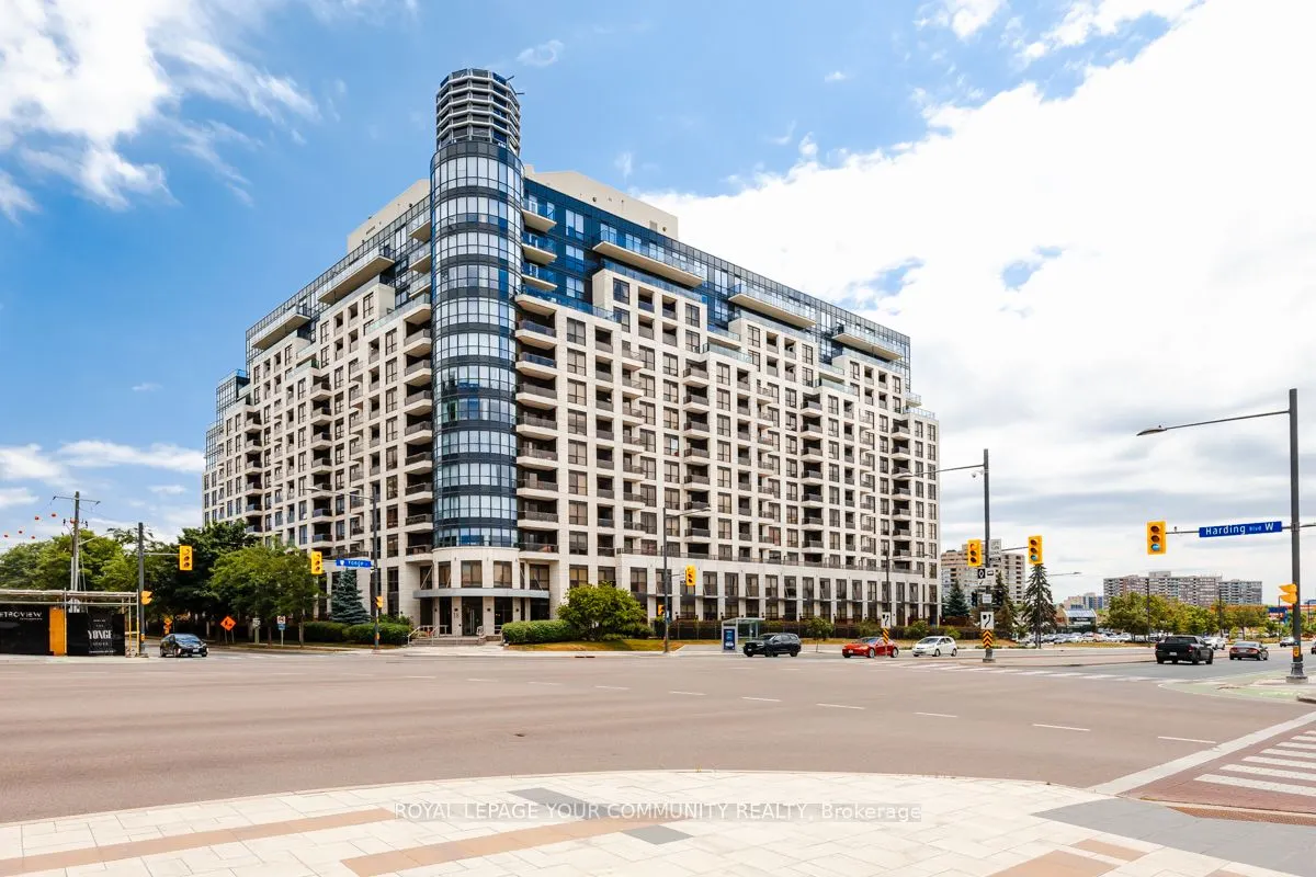 18 Harding Boulevard, #204
