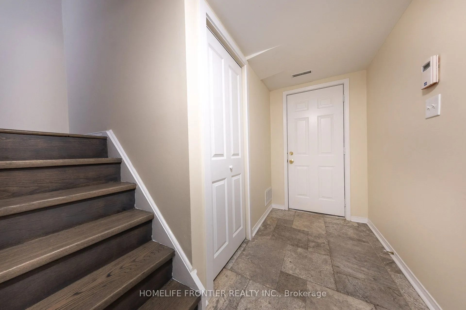 23 Observatory Lane, #289
