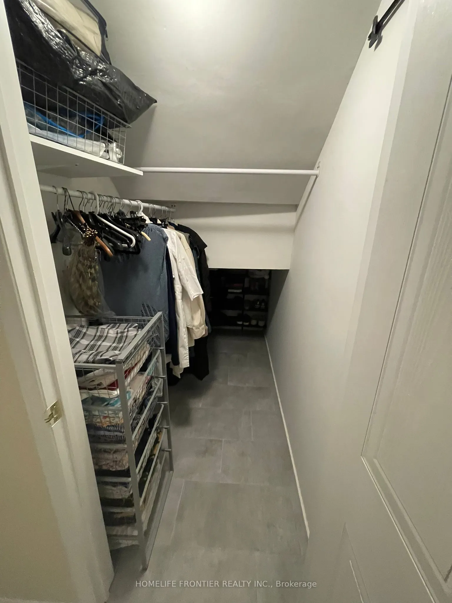 23 Observatory Lane, #289