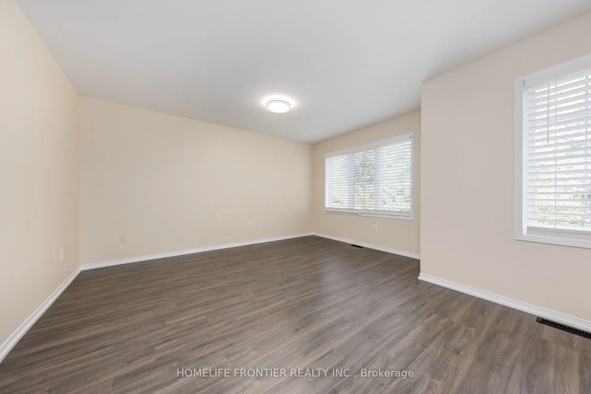 23 Observatory Lane, #289