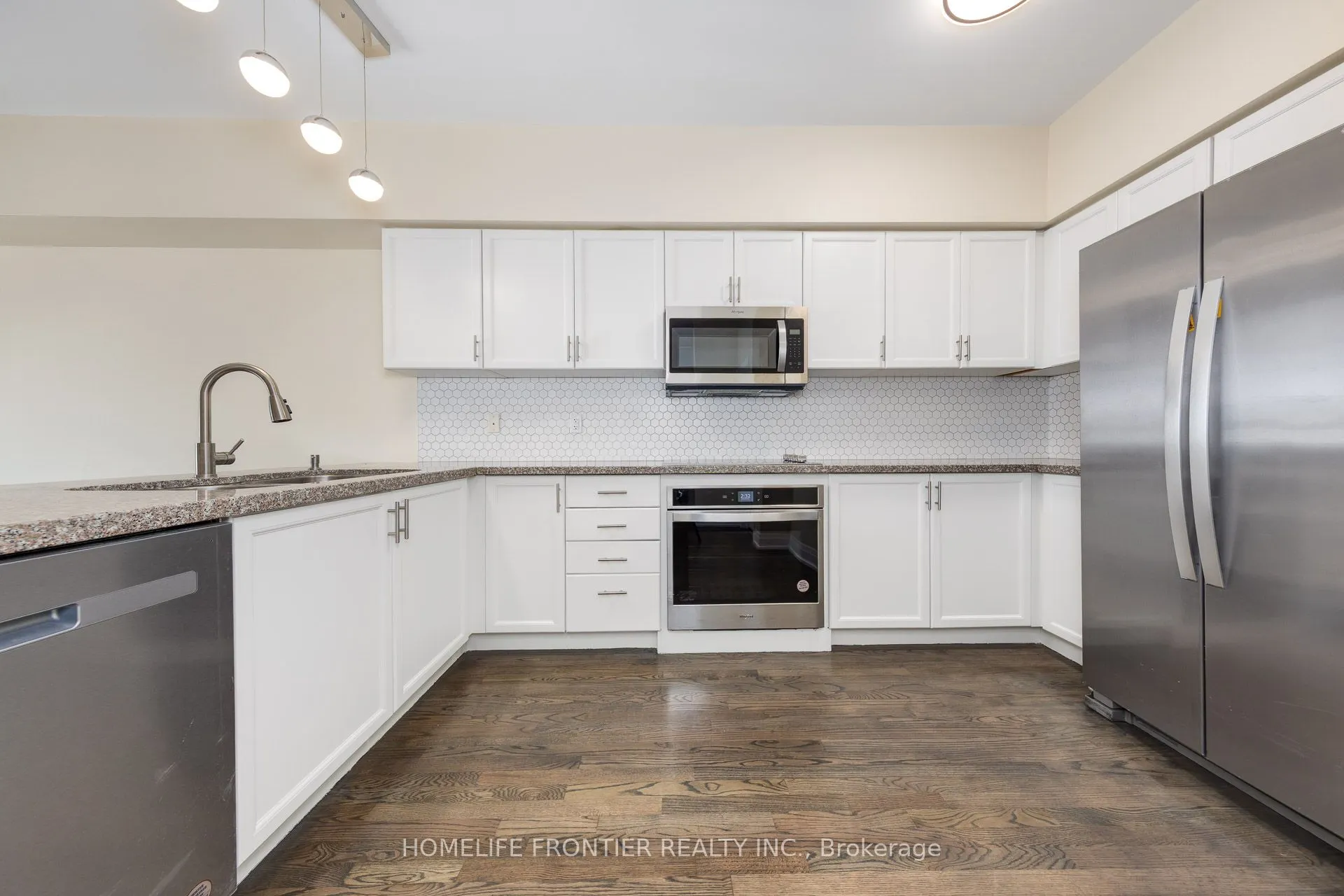 23 Observatory Lane, #289