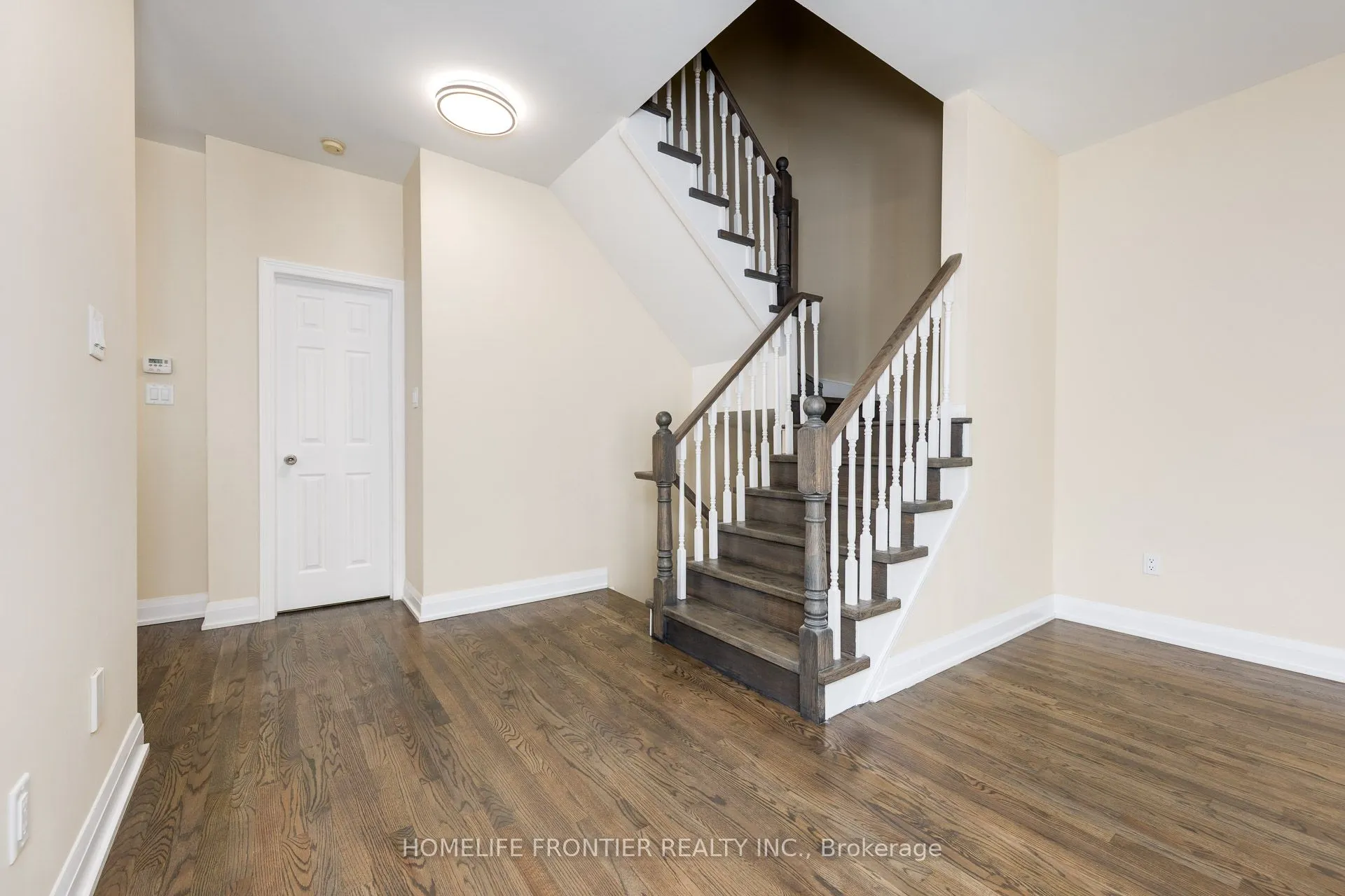 23 Observatory Lane, #289
