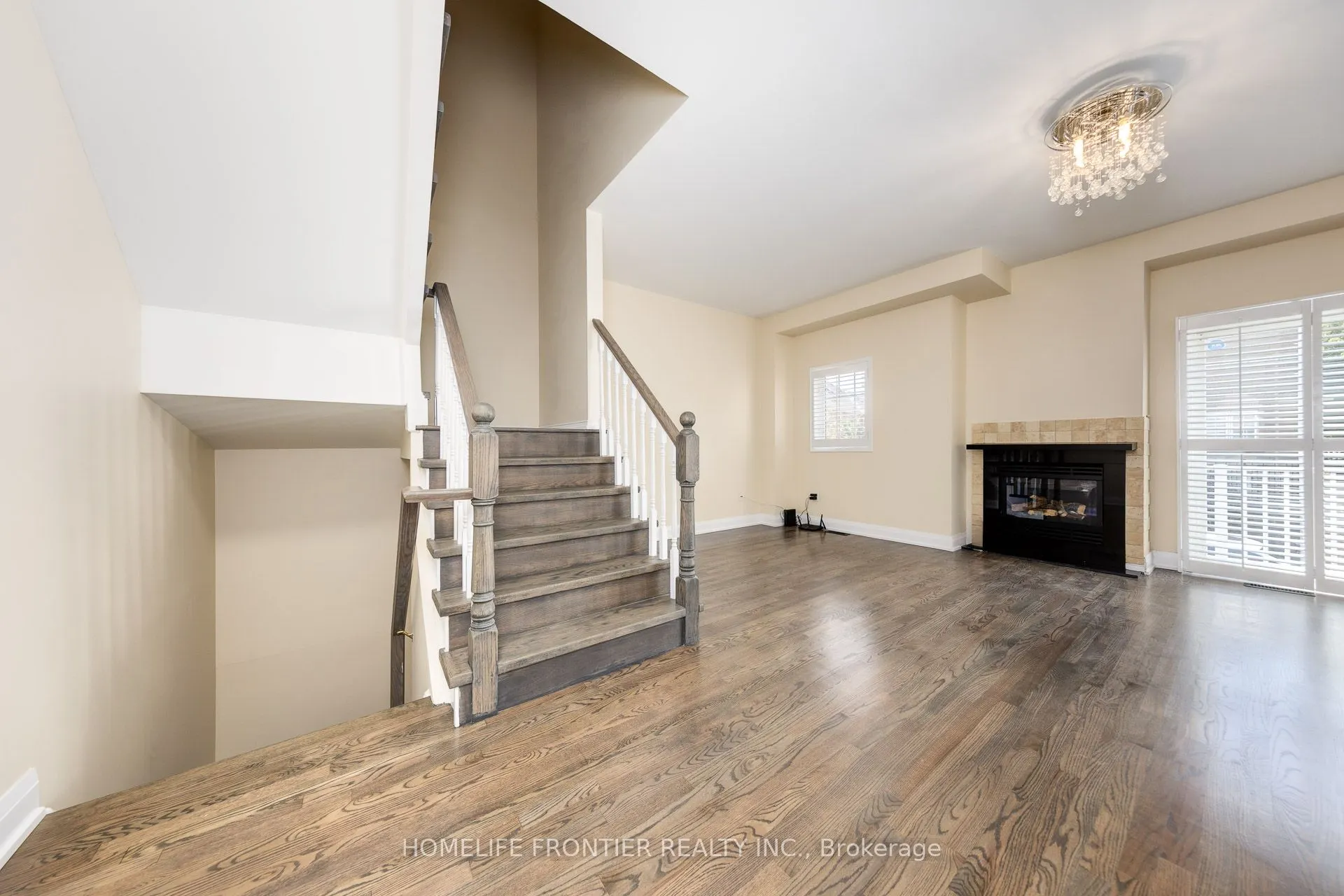 23 Observatory Lane, #289