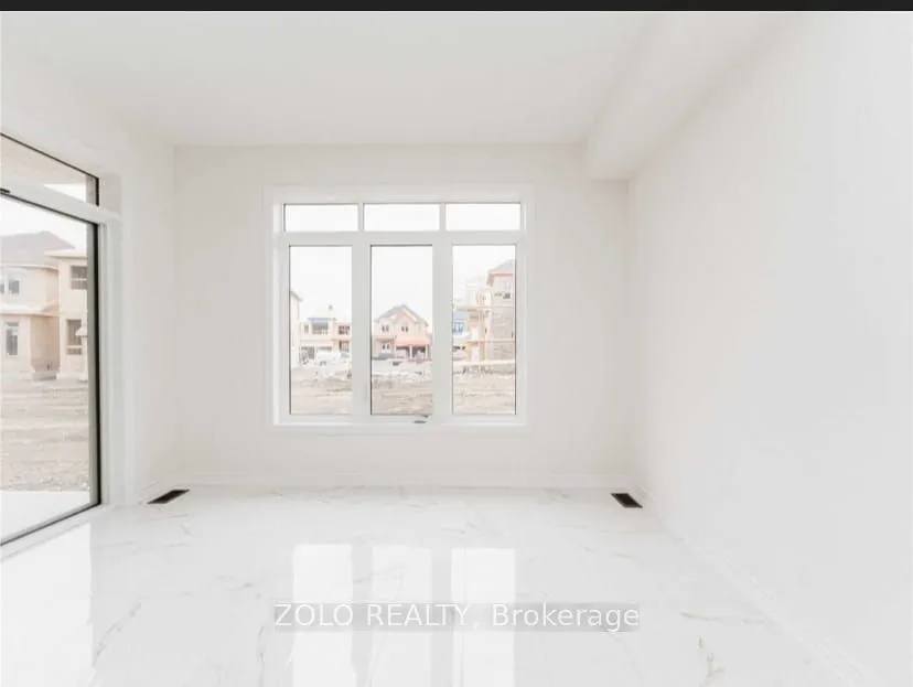 53 Ferragine Crescent