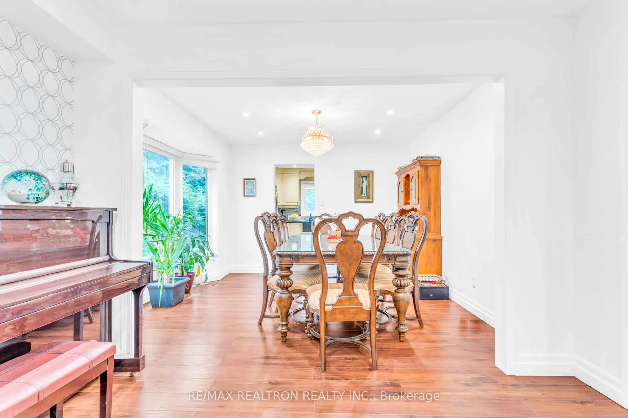 111 Devins Drive