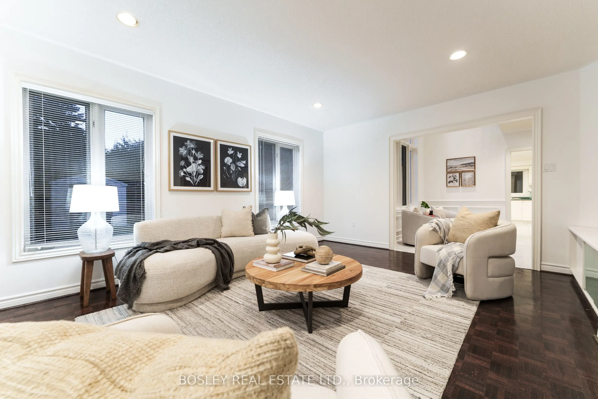 82 Woodstone Avenue