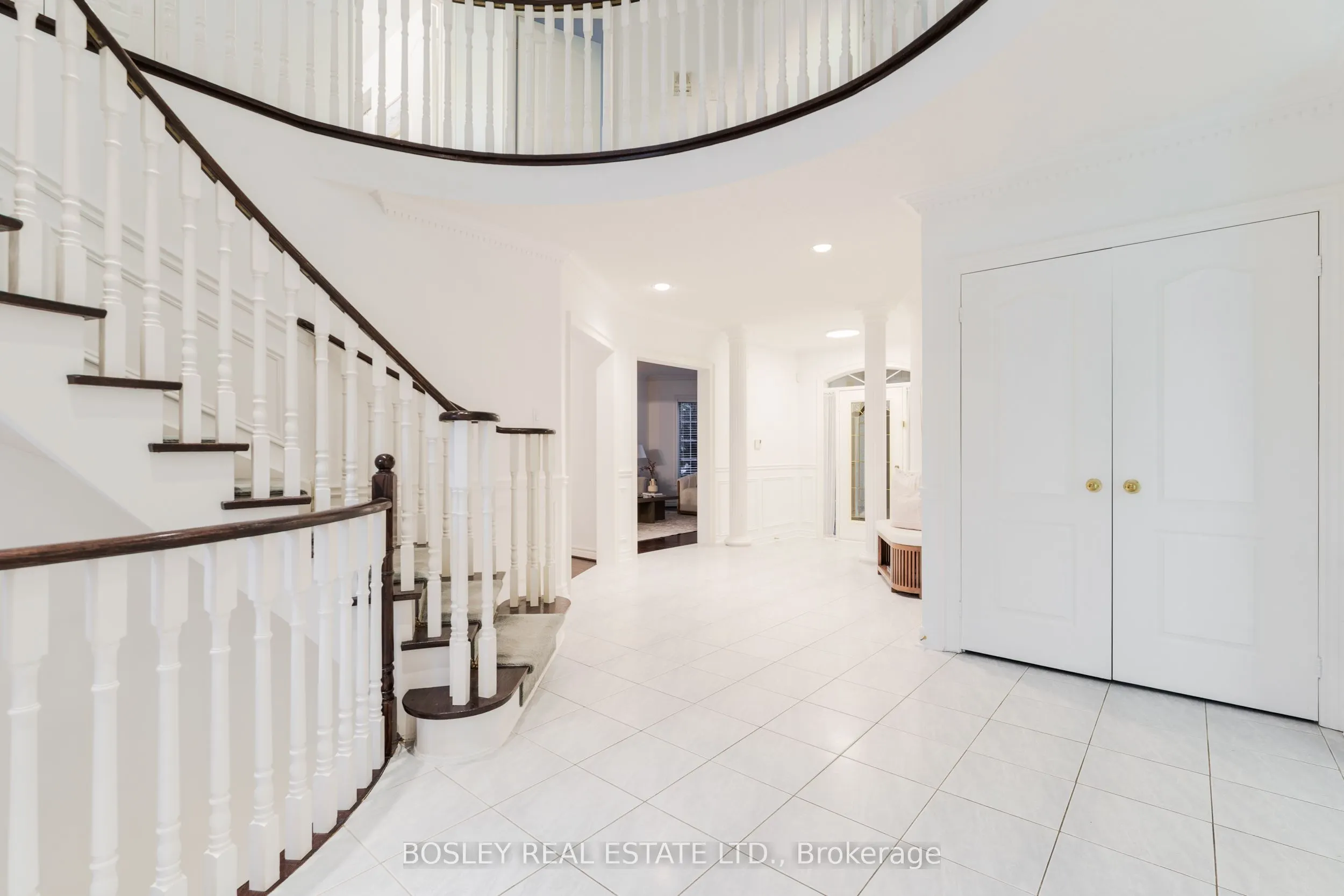 82 Woodstone Avenue