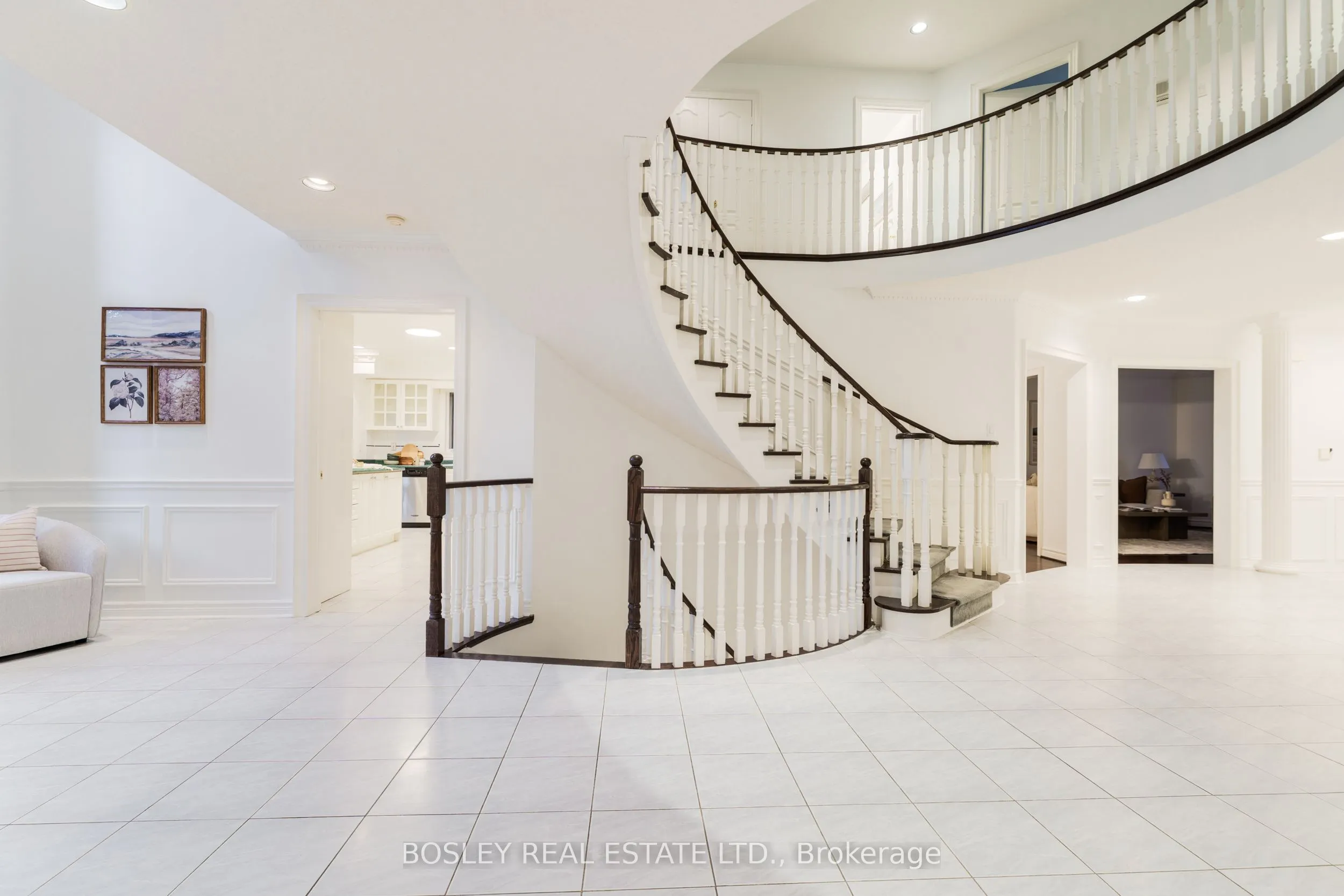 82 Woodstone Avenue