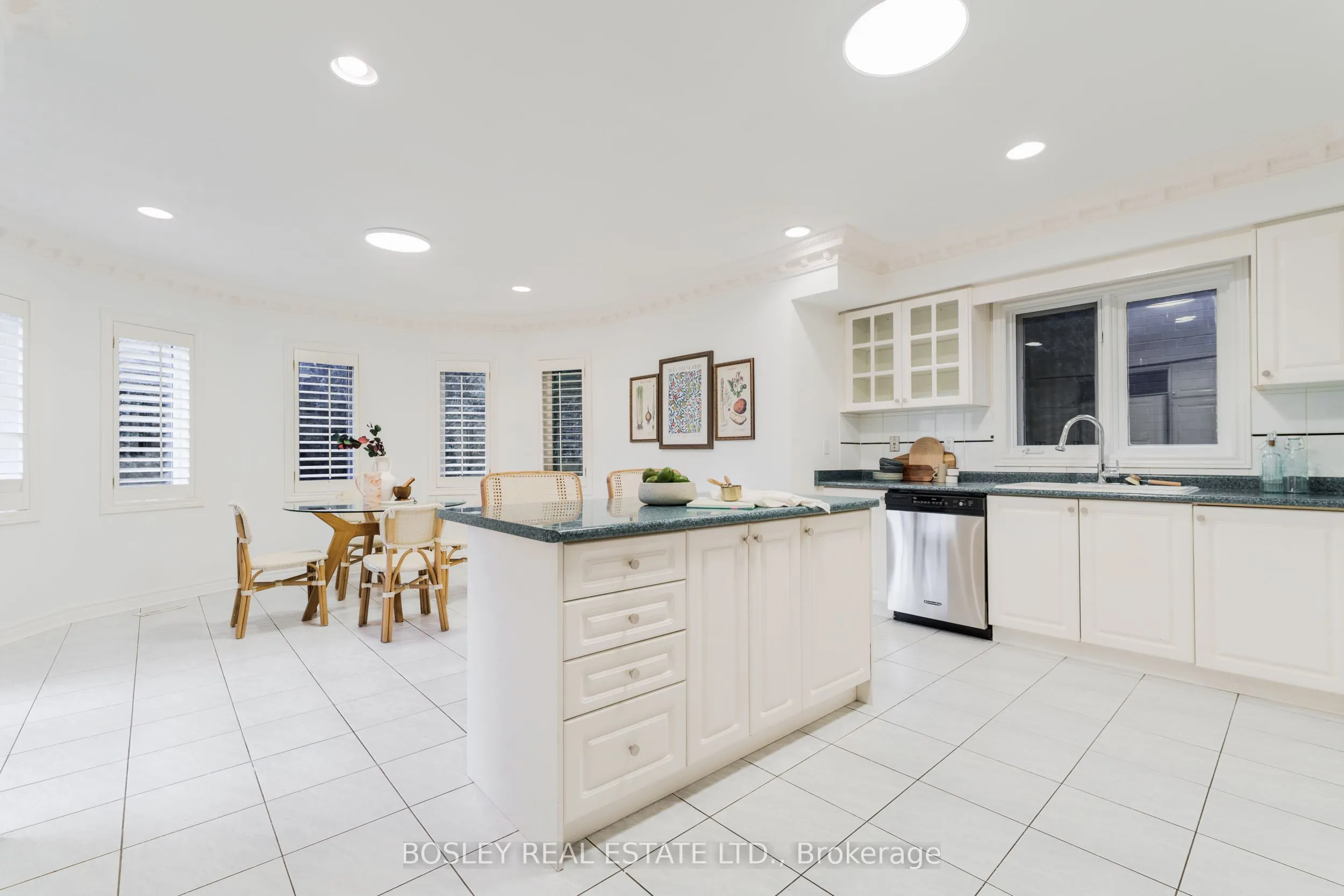 82 Woodstone Avenue